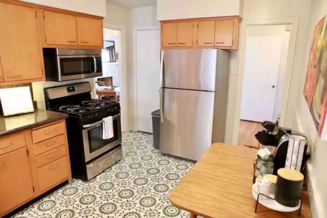 Single Family Residence For Sale in Dallas County , 3708 Park Lane, Dallas, Texas 75220, 2 Bedroom, 1 Bathroom, 2 Garage spaces, 1,378 Sqft, built in 1950, mls#21318781, Real Estate Agent in Dallas, Homes For Sale in Dallas county, Homes For Sale in Dallas, Realtor in Dallas Texas, Real Estate Brokerage Independent Realty Texas, Luminita Cordes Realtor