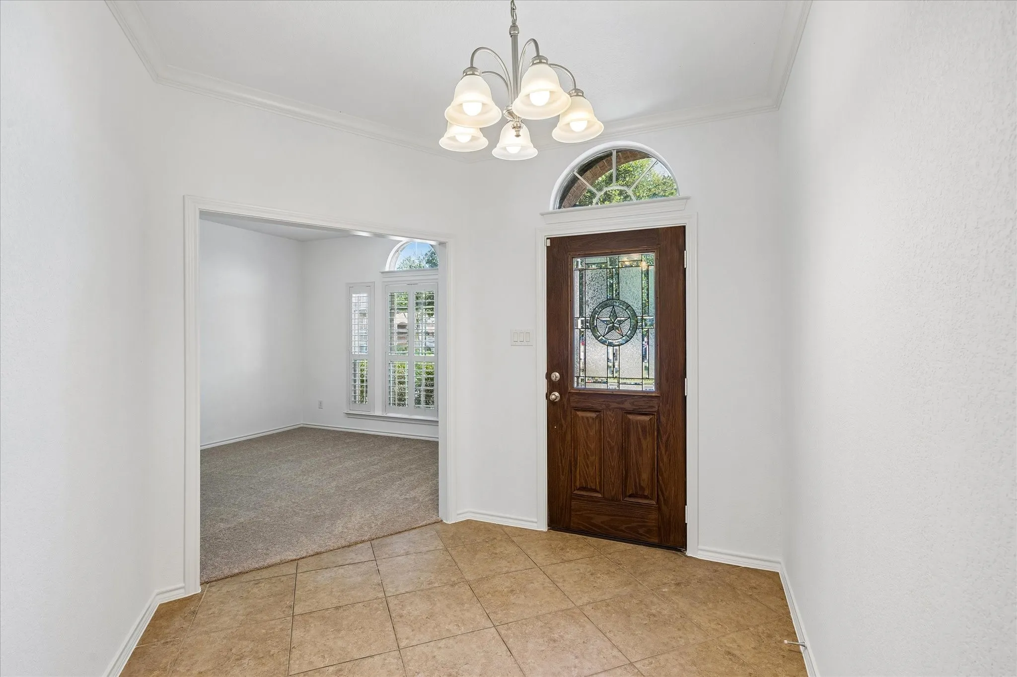 Single Family Residence For Sale in Tarrant County , 5109 Carnoustie Trail, Arlington, Texas 76001, 3 Bedroom, 2 Bathroom, 2 Garage spaces, 1,864 Sqft, built in 2011, mls#21318756, Real Estate Agent in Arlington, Homes For Sale in Tarrant county, Homes For Sale in Arlington, Realtor in Arlington Texas, Real Estate Brokerage Independent Realty Texas, Luminita Cordes Realtor