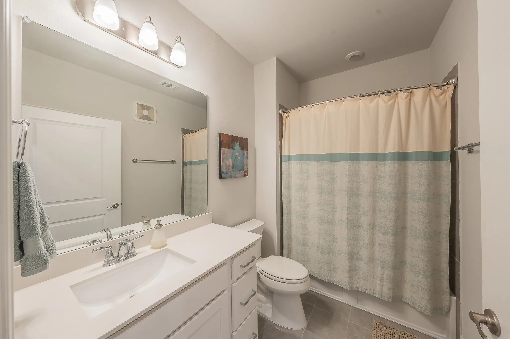 Condominium For Sale in Dallas County , 1735 Wittington Place 3206, Farmers Branch, Texas 75234, 3 Bedroom, 2 Bathroom, 1 Garage spaces, 1,869 Sqft, built in 2019, mls#21308867, Real Estate Agent in Farmers Branch, Homes For Sale in Dallas county, Homes For Sale in Farmers Branch, Realtor in Farmers Branch Texas, Real Estate Brokerage Independent Realty Texas, Luminita Cordes Realtor
