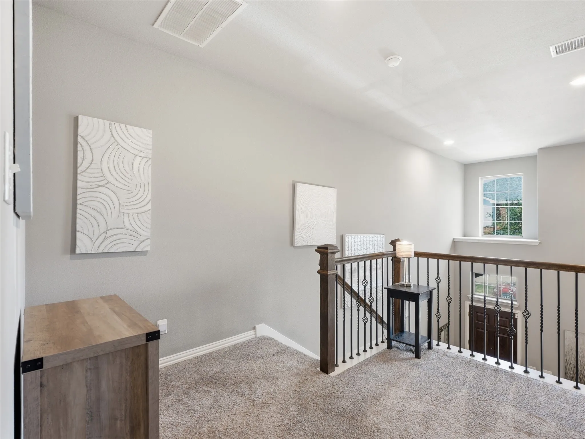 Townhouse For Sale in Tarrant County , 3915 Cascade Sky Drive, Arlington, Texas 76005, 2 Bedroom, 3 Bathroom, 2 Garage spaces, 1,399 Sqft, built in 2014, mls#21318799, Real Estate Agent in Arlington, Homes For Sale in Tarrant county, Homes For Sale in Arlington, Realtor in Arlington Texas, Real Estate Brokerage Independent Realty Texas, Luminita Cordes Realtor
