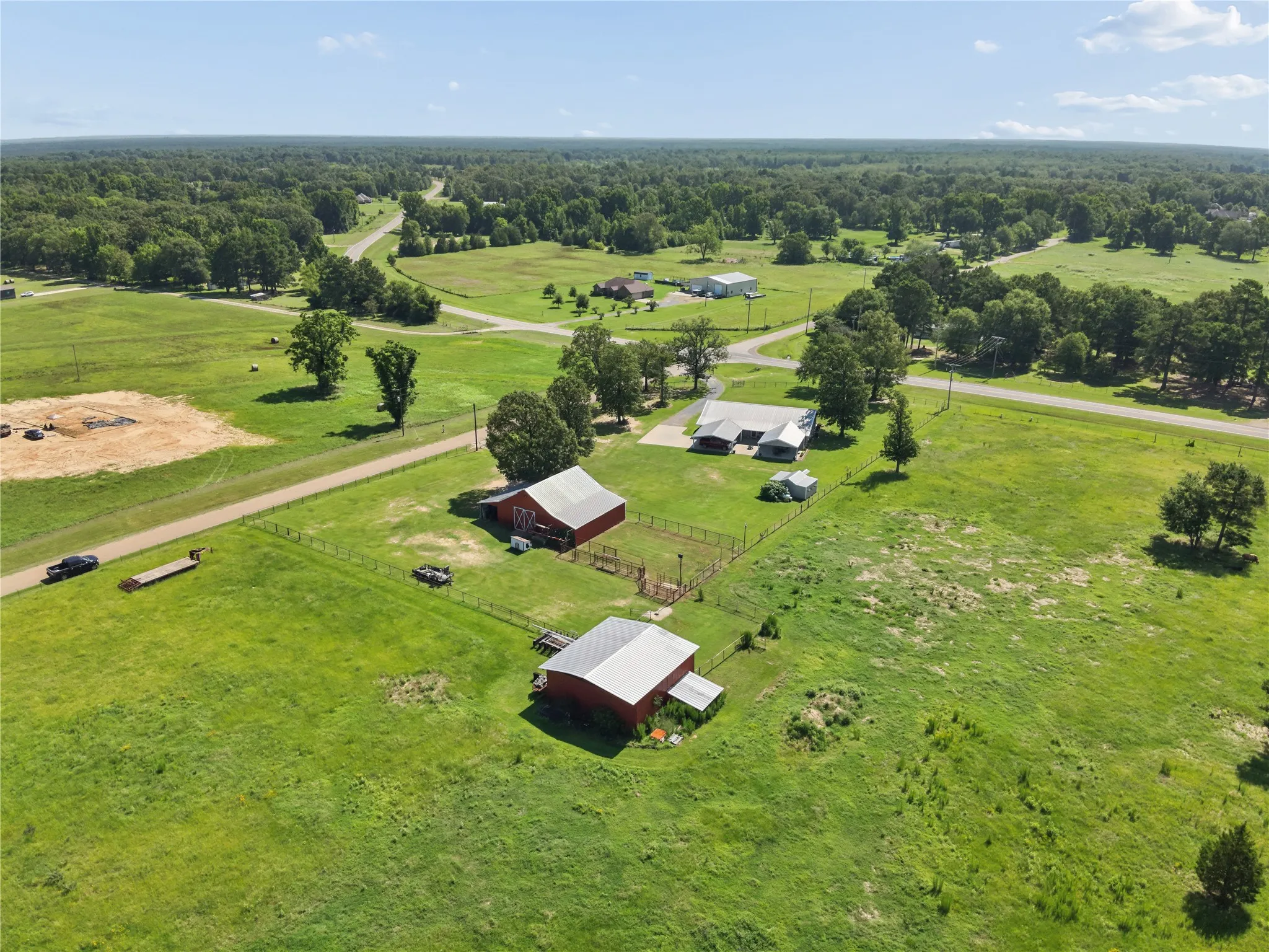 Single Family Residence For Sale in Bowie County , 11 CR 3103, New Boston, Texas 75570, 3 Bedroom, 2 Bathroom, Garage spaces, 2,304 Sqft, built in 2009, mls#21318802, Real Estate Agent in New Boston, Homes For Sale in Bowie county, Homes For Sale in New Boston, Realtor in New Boston Texas, Real Estate Brokerage Independent Realty Texas, Luminita Cordes Realtor
