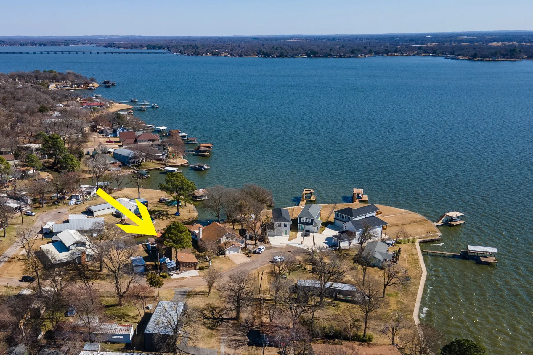 Single Family Residence For Sale in Henderson County , 156 Palisade Drive, Mabank, Texas 75156, 3 Bedroom, 3 Bathroom, 2 Garage spaces, 2,414 Sqft, built in 2013, mls#21318561, Real Estate Agent in Mabank, Homes For Sale in Henderson county, Homes For Sale in Mabank, Realtor in Mabank Texas, Real Estate Brokerage Independent Realty Texas, Luminita Cordes Realtor