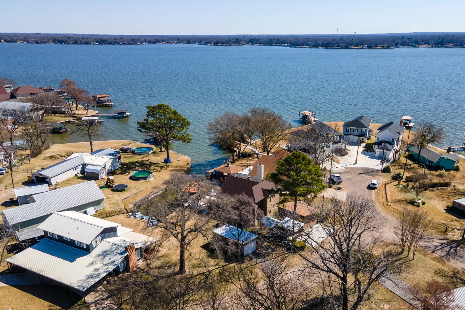 Single Family Residence For Sale in Henderson County , 156 Palisade Drive, Mabank, Texas 75156, 3 Bedroom, 3 Bathroom, 2 Garage spaces, 2,414 Sqft, built in 2013, mls#21318561, Real Estate Agent in Mabank, Homes For Sale in Henderson county, Homes For Sale in Mabank, Realtor in Mabank Texas, Real Estate Brokerage Independent Realty Texas, Luminita Cordes Realtor