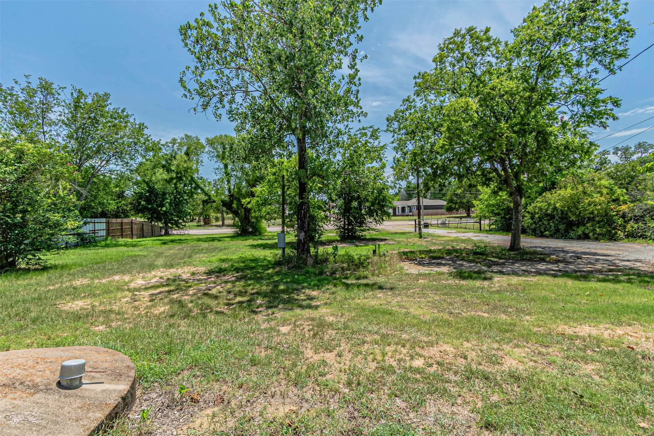 Unimproved Land For Sale in Dallas County , 14831 Seagoville Road, Dallas, Texas 75253, 0, 0, Garage spaces, 0 Sqft, built in 0, mls#21317836, Real Estate Agent in Dallas, Homes For Sale in Dallas county, Homes For Sale in Dallas, Realtor in Dallas Texas, Real Estate Brokerage Independent Realty Texas, Luminita Cordes Realtor