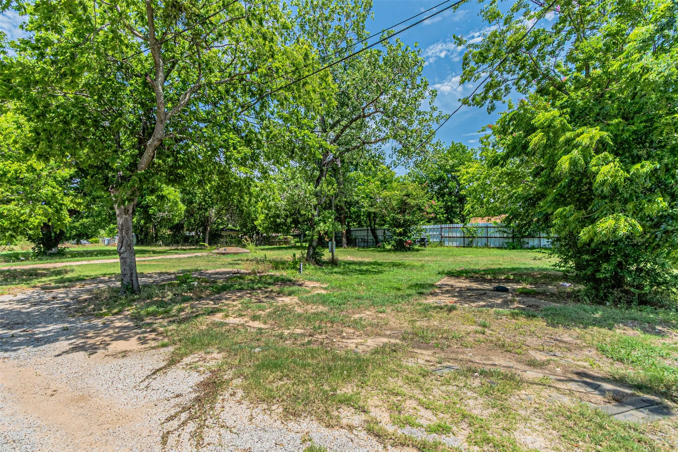 Unimproved Land For Sale in Dallas County , 14831 Seagoville Road, Dallas, Texas 75253, 0, 0, Garage spaces, 0 Sqft, built in 0, mls#21317836, Real Estate Agent in Dallas, Homes For Sale in Dallas county, Homes For Sale in Dallas, Realtor in Dallas Texas, Real Estate Brokerage Independent Realty Texas, Luminita Cordes Realtor