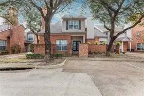 Condominium For Sale in Collin County , 4050 Frankford Road 908, Dallas, Texas 75287, 2 Bedroom, 3 Bathroom, 2 Garage spaces, 1,425 Sqft, built in 1982, mls#21318812, Real Estate Agent in Dallas, Homes For Sale in Collin county, Homes For Sale in Dallas, Realtor in Dallas Texas, Real Estate Brokerage Independent Realty Texas, Luminita Cordes Realtor