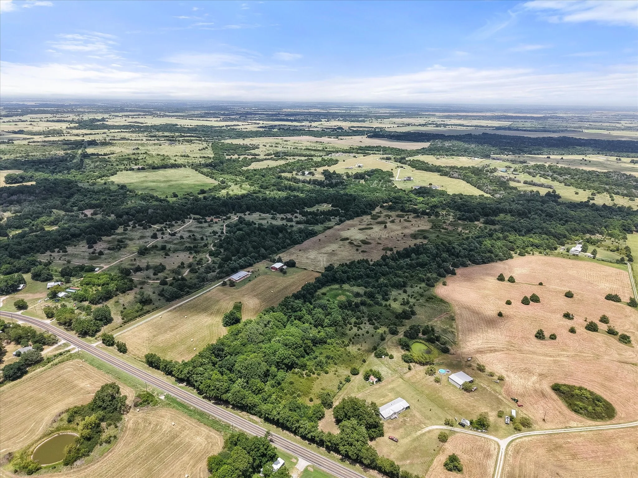 Mobile Home For Sale in Navarro County , 5144 S Fm 55, Blooming Grove, Texas 76626, 3 Bedroom, 2 Bathroom, Garage spaces, 2,159 Sqft, built in 1998, mls#21318815, Real Estate Agent in Blooming Grove, Homes For Sale in Navarro county, Homes For Sale in Blooming Grove, Realtor in Blooming Grove Texas, Real Estate Brokerage Independent Realty Texas, Luminita Cordes Realtor
