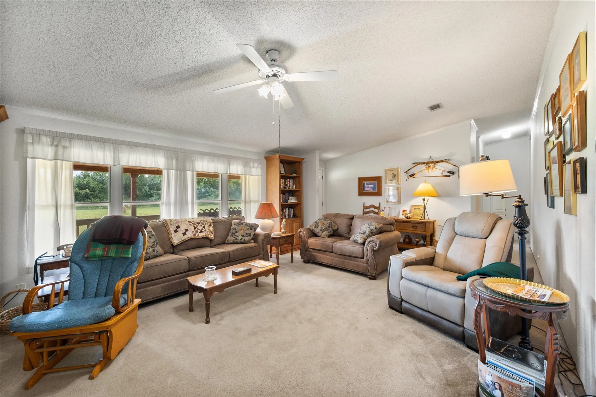 Mobile Home For Sale in Navarro County , 5144 S Fm 55, Blooming Grove, Texas 76626, 3 Bedroom, 2 Bathroom, Garage spaces, 2,159 Sqft, built in 1998, mls#21318815, Real Estate Agent in Blooming Grove, Homes For Sale in Navarro county, Homes For Sale in Blooming Grove, Realtor in Blooming Grove Texas, Real Estate Brokerage Independent Realty Texas, Luminita Cordes Realtor