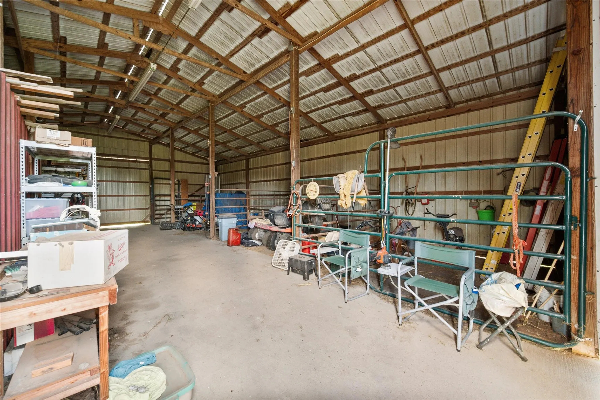 Mobile Home For Sale in Navarro County , 5144 S Fm 55, Blooming Grove, Texas 76626, 3 Bedroom, 2 Bathroom, Garage spaces, 2,159 Sqft, built in 1998, mls#21318815, Real Estate Agent in Blooming Grove, Homes For Sale in Navarro county, Homes For Sale in Blooming Grove, Realtor in Blooming Grove Texas, Real Estate Brokerage Independent Realty Texas, Luminita Cordes Realtor