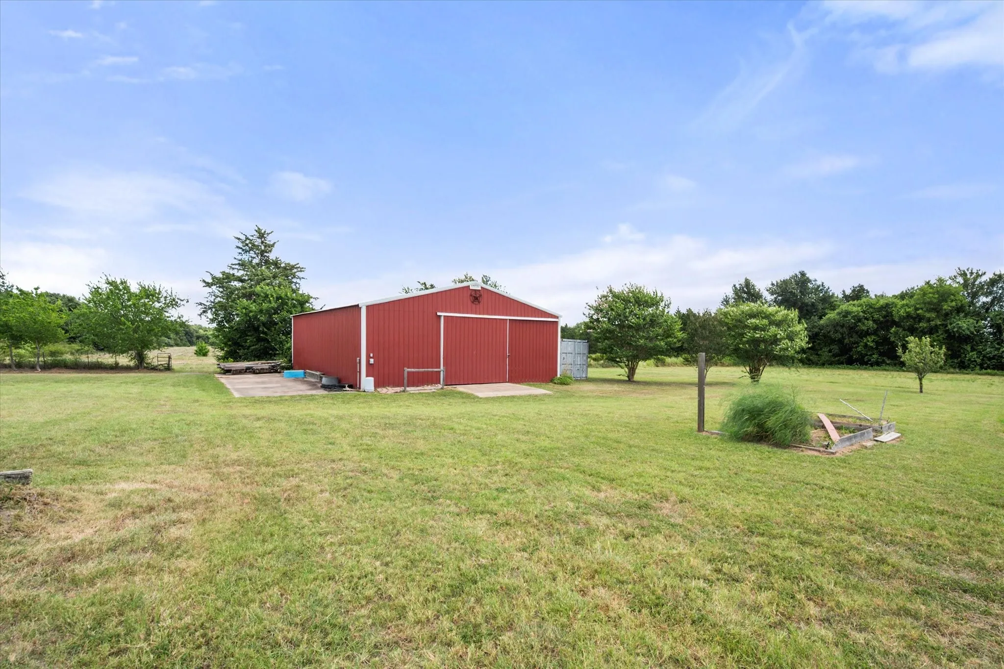 Mobile Home For Sale in Navarro County , 5144 S Fm 55, Blooming Grove, Texas 76626, 3 Bedroom, 2 Bathroom, Garage spaces, 2,159 Sqft, built in 1998, mls#21318815, Real Estate Agent in Blooming Grove, Homes For Sale in Navarro county, Homes For Sale in Blooming Grove, Realtor in Blooming Grove Texas, Real Estate Brokerage Independent Realty Texas, Luminita Cordes Realtor