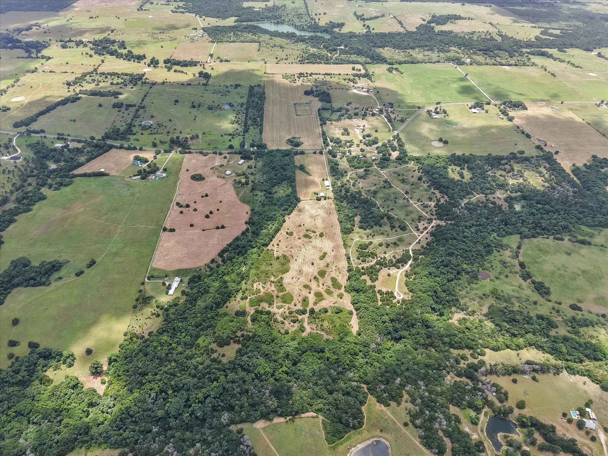 Mobile Home For Sale in Navarro County , 5144 S Fm 55, Blooming Grove, Texas 76626, 3 Bedroom, 2 Bathroom, Garage spaces, 2,159 Sqft, built in 1998, mls#21318815, Real Estate Agent in Blooming Grove, Homes For Sale in Navarro county, Homes For Sale in Blooming Grove, Realtor in Blooming Grove Texas, Real Estate Brokerage Independent Realty Texas, Luminita Cordes Realtor