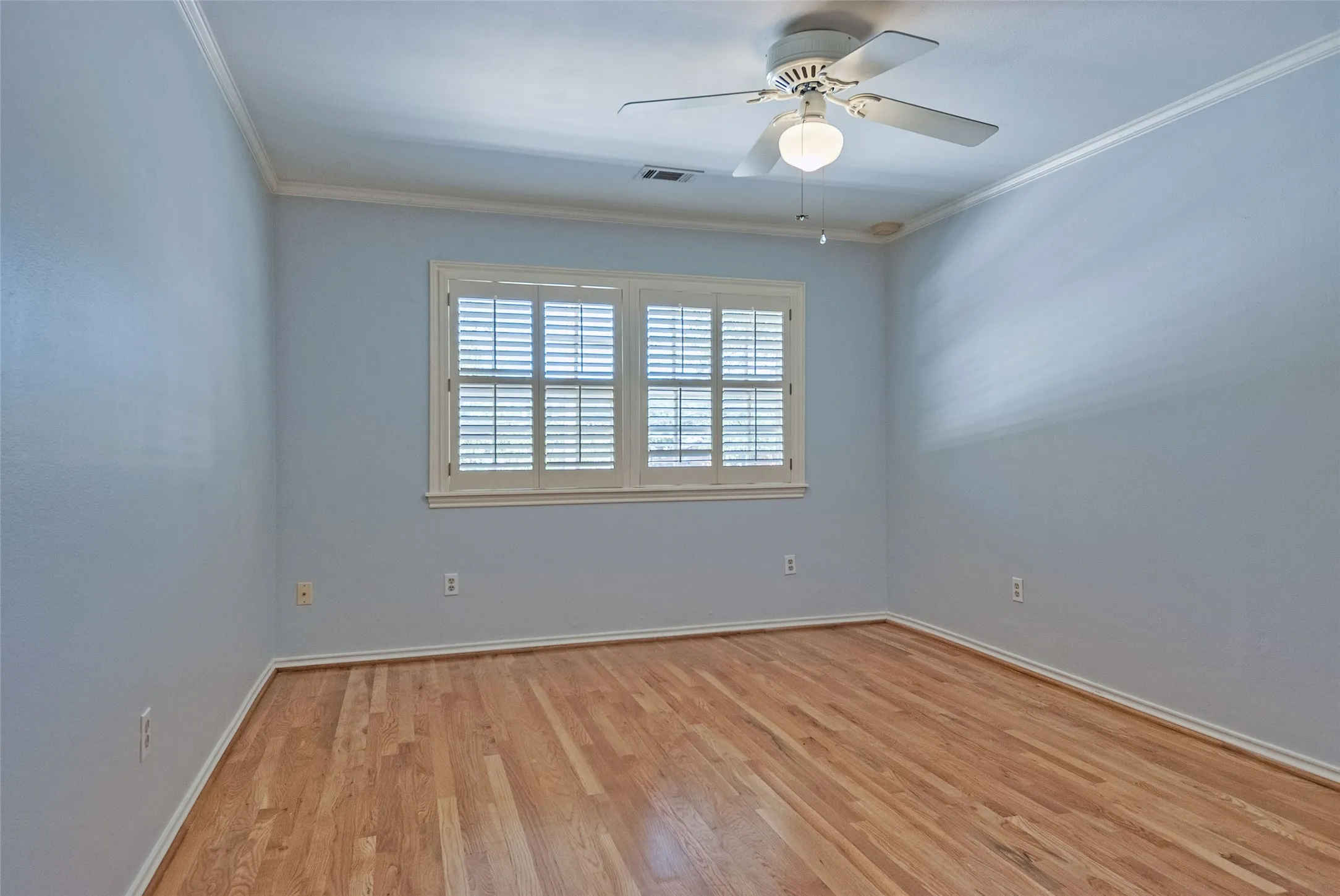 Townhouse For Rent in Dallas County , 4100 Lovers Lane, University Park, Texas 75225, 4 Bedroom, 3 Bathroom, 2 Garage spaces, 2,881 Sqft, built in 1979, mls#21318608, Real Estate Agent in University Park, Homes For Rent in Dallas county, Homes For Rent in University Park, Realtor in University Park Texas, Real Estate Brokerage Independent Realty Texas, Luminita Cordes Realtor