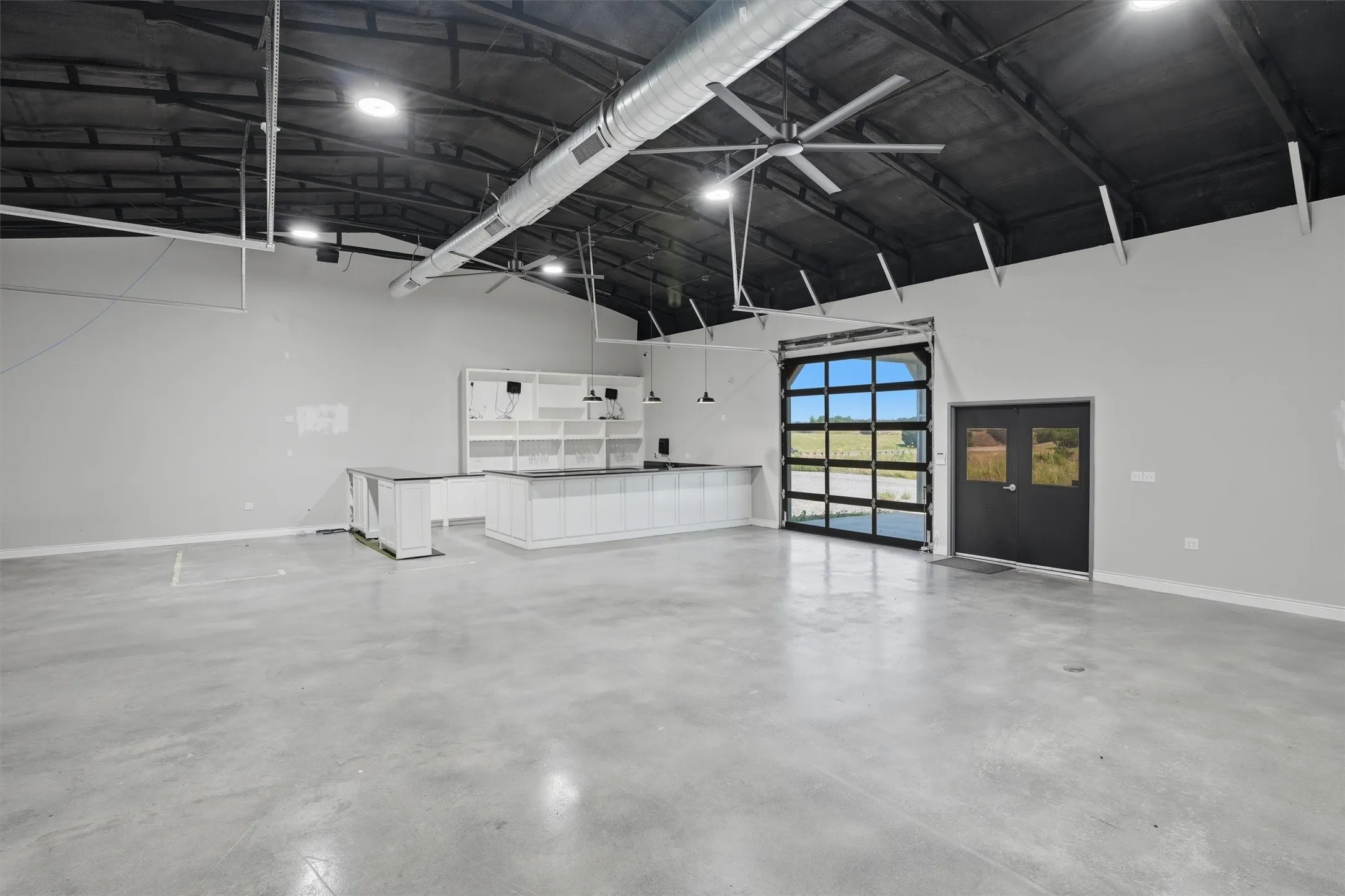 Retail For Sale in Hood County , 6021 E US Highway 377, Granbury, Texas 76049, 0, 0, Garage spaces, 0 Sqft, built in 2023, mls#21318052, Real Estate Agent in Granbury, Homes For Sale in Hood county, Homes For Sale in Granbury, Realtor in Granbury Texas, Real Estate Brokerage Independent Realty Texas, Luminita Cordes Realtor