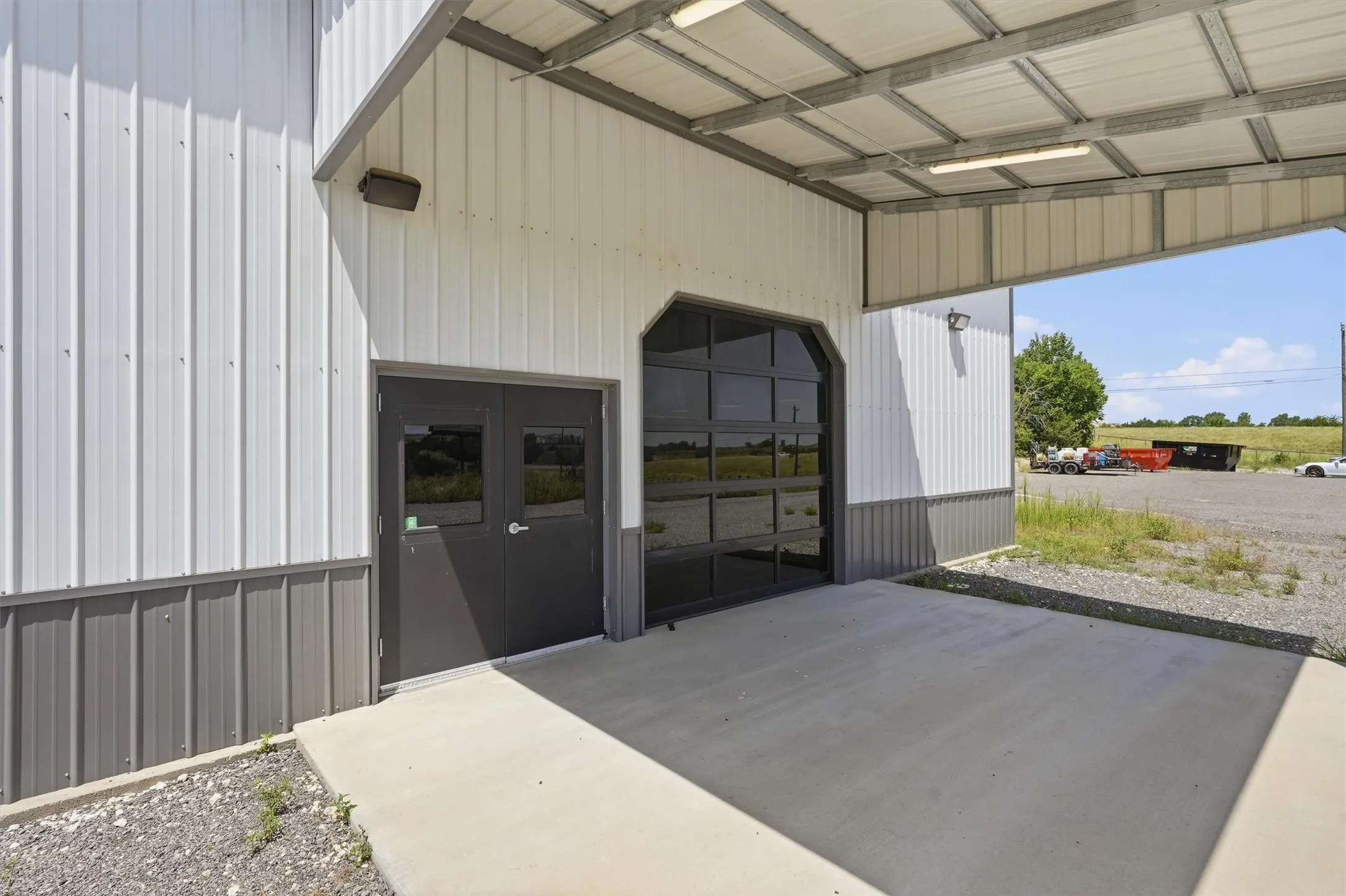 Retail For Sale in Hood County , 6021 E US Highway 377, Granbury, Texas 76049, 0, 0, Garage spaces, 0 Sqft, built in 2023, mls#21318052, Real Estate Agent in Granbury, Homes For Sale in Hood county, Homes For Sale in Granbury, Realtor in Granbury Texas, Real Estate Brokerage Independent Realty Texas, Luminita Cordes Realtor