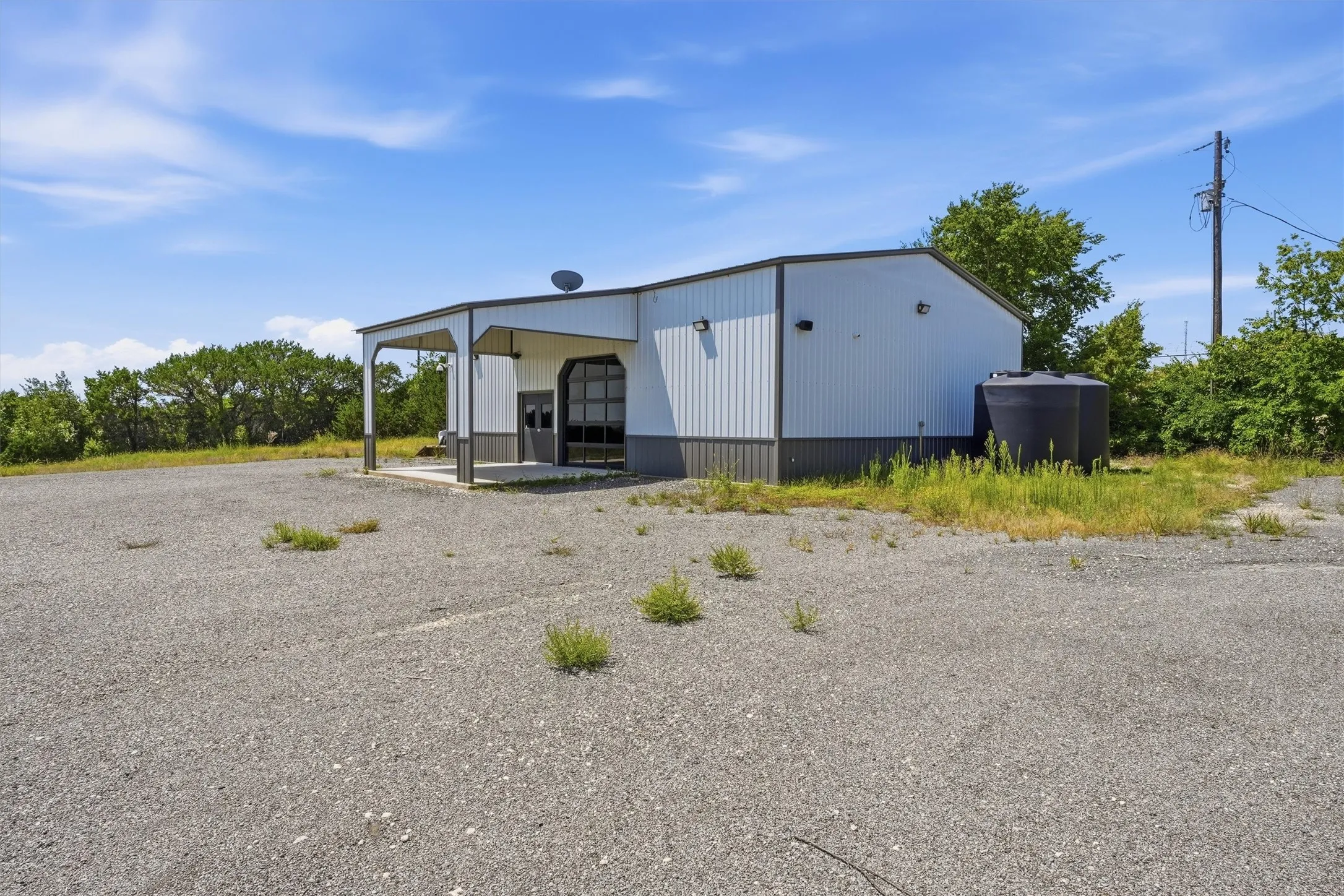 Retail For Sale in Hood County , 6021 E US Highway 377, Granbury, Texas 76049, 0, 0, Garage spaces, 0 Sqft, built in 2023, mls#21318052, Real Estate Agent in Granbury, Homes For Sale in Hood county, Homes For Sale in Granbury, Realtor in Granbury Texas, Real Estate Brokerage Independent Realty Texas, Luminita Cordes Realtor