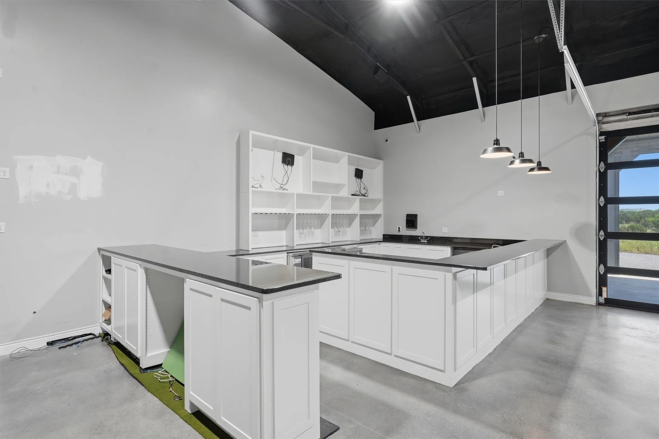 Retail For Sale in Hood County , 6021 E US Highway 377, Granbury, Texas 76049, 0, 0, Garage spaces, 0 Sqft, built in 2023, mls#21318052, Real Estate Agent in Granbury, Homes For Sale in Hood county, Homes For Sale in Granbury, Realtor in Granbury Texas, Real Estate Brokerage Independent Realty Texas, Luminita Cordes Realtor