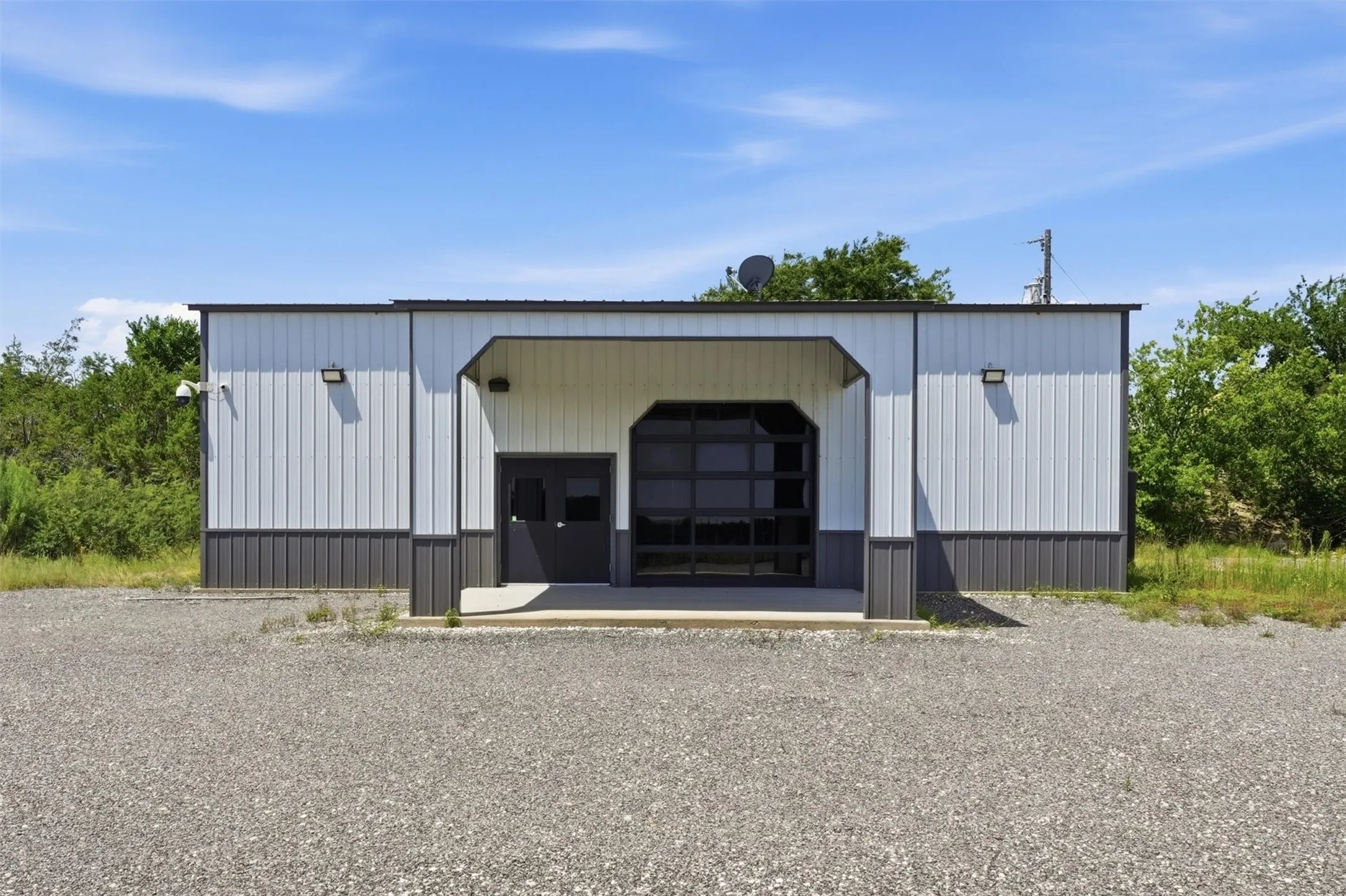 Retail For Sale in Hood County , 6021 E US Highway 377, Granbury, Texas 76049, 0, 0, Garage spaces, 0 Sqft, built in 2023, mls#21318052, Real Estate Agent in Granbury, Homes For Sale in Hood county, Homes For Sale in Granbury, Realtor in Granbury Texas, Real Estate Brokerage Independent Realty Texas, Luminita Cordes Realtor