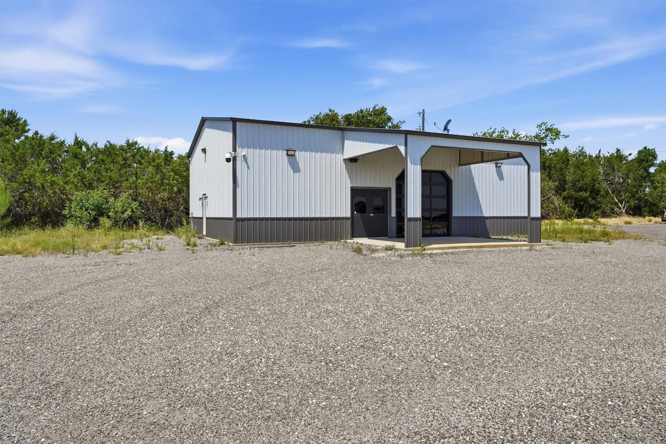 Retail For Sale in Hood County , 6021 E US Highway 377, Granbury, Texas 76049, 0, 0, Garage spaces, 0 Sqft, built in 2023, mls#21318052, Real Estate Agent in Granbury, Homes For Sale in Hood county, Homes For Sale in Granbury, Realtor in Granbury Texas, Real Estate Brokerage Independent Realty Texas, Luminita Cordes Realtor
