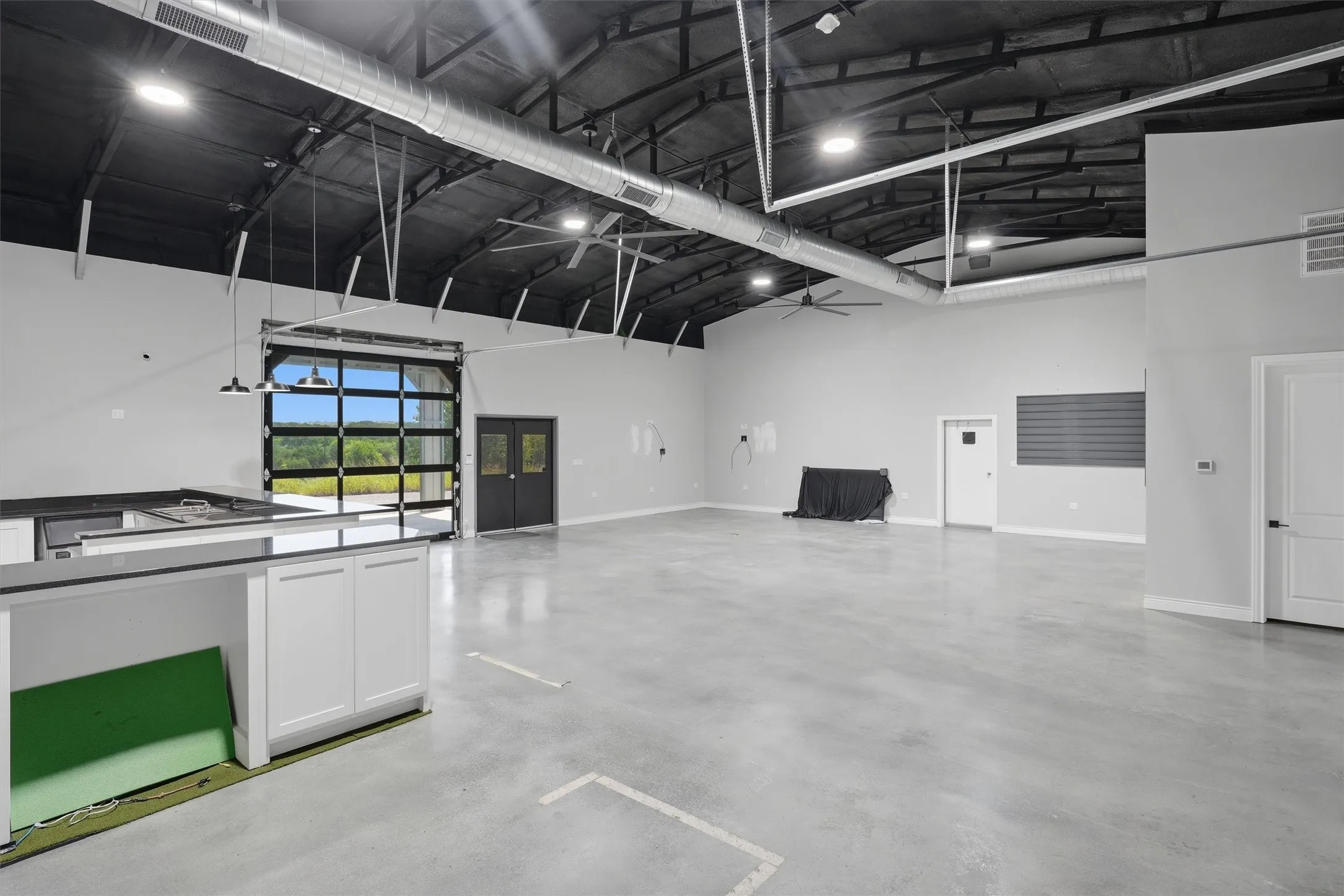 Retail For Sale in Hood County , 6021 E US Highway 377, Granbury, Texas 76049, 0, 0, Garage spaces, 0 Sqft, built in 2023, mls#21318052, Real Estate Agent in Granbury, Homes For Sale in Hood county, Homes For Sale in Granbury, Realtor in Granbury Texas, Real Estate Brokerage Independent Realty Texas, Luminita Cordes Realtor