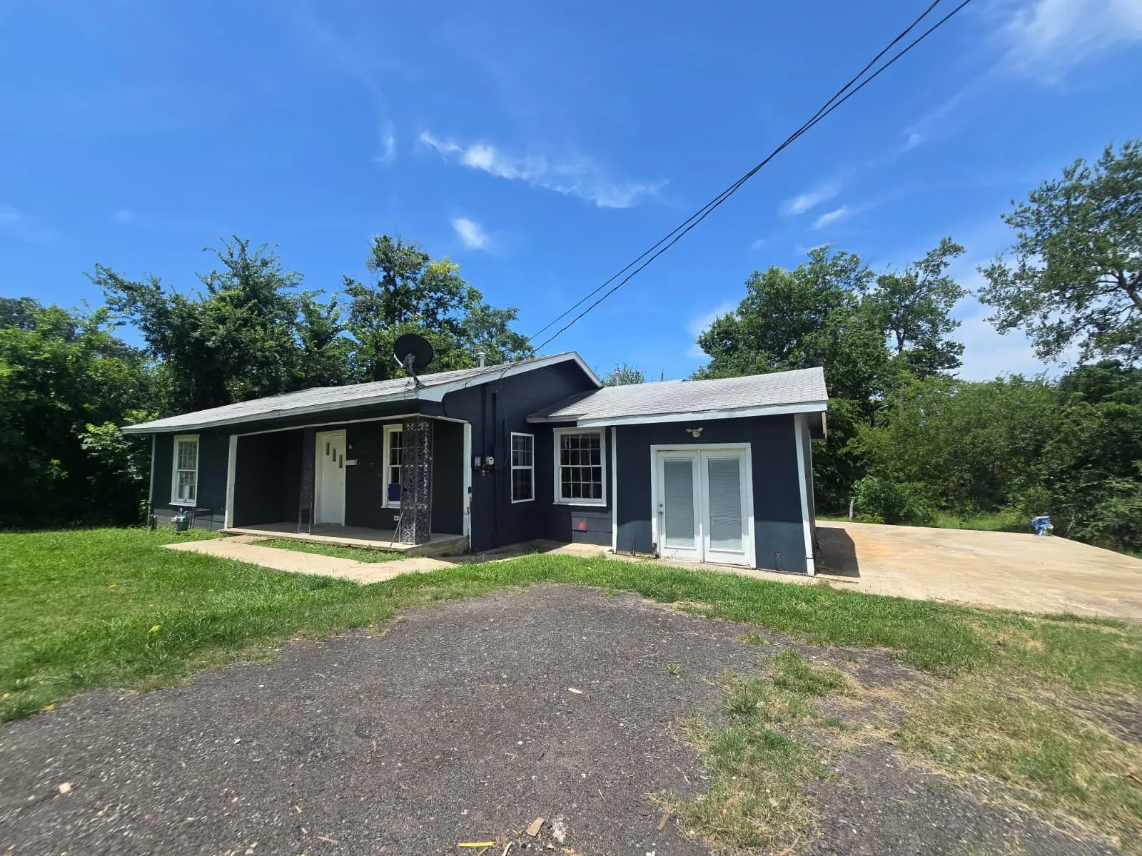 Single Family Residence For Sale in Hopkins County , 1021 Mulberry Street, Sulphur Springs, Texas 75482, 3 Bedroom, 2 Bathroom, Garage spaces, 1,010 Sqft, built in 1940, mls#21316211, Real Estate Agent in Sulphur Springs, Homes For Sale in Hopkins county, Homes For Sale in Sulphur Springs, Realtor in Sulphur Springs Texas, Real Estate Brokerage Independent Realty Texas, Luminita Cordes Realtor