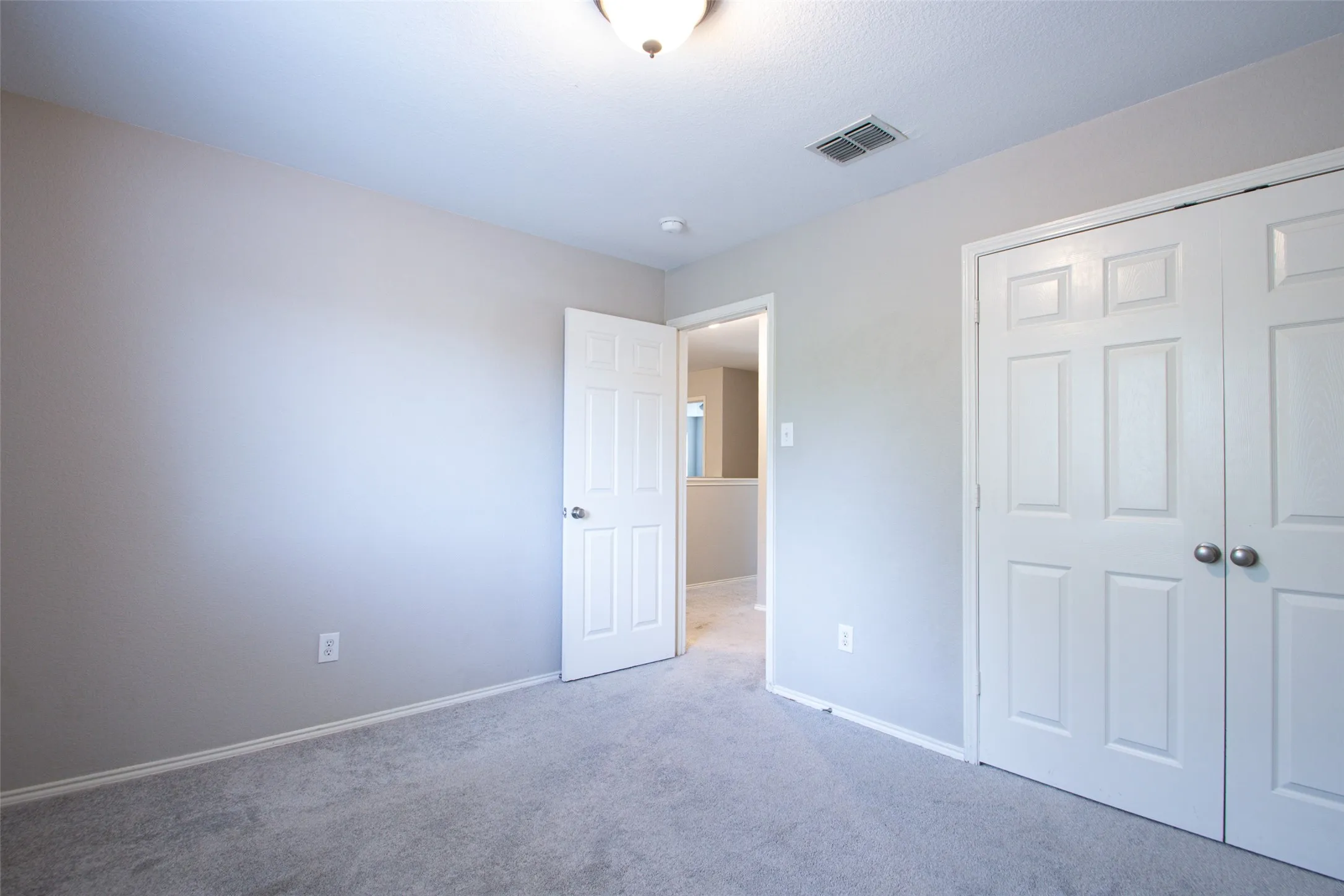 Single Family Residence For Rent in Collin County , 3904 Ironstone Lane, Mc Kinney, Texas 75070, 3 Bedroom, 3 Bathroom, 2 Garage spaces, 2,280 Sqft, built in 2007, mls#21317463, Real Estate Agent in Mc Kinney, Homes For Rent in Collin county, Homes For Rent in Mc Kinney, Realtor in Mc Kinney Texas, Real Estate Brokerage Independent Realty Texas, Luminita Cordes Realtor