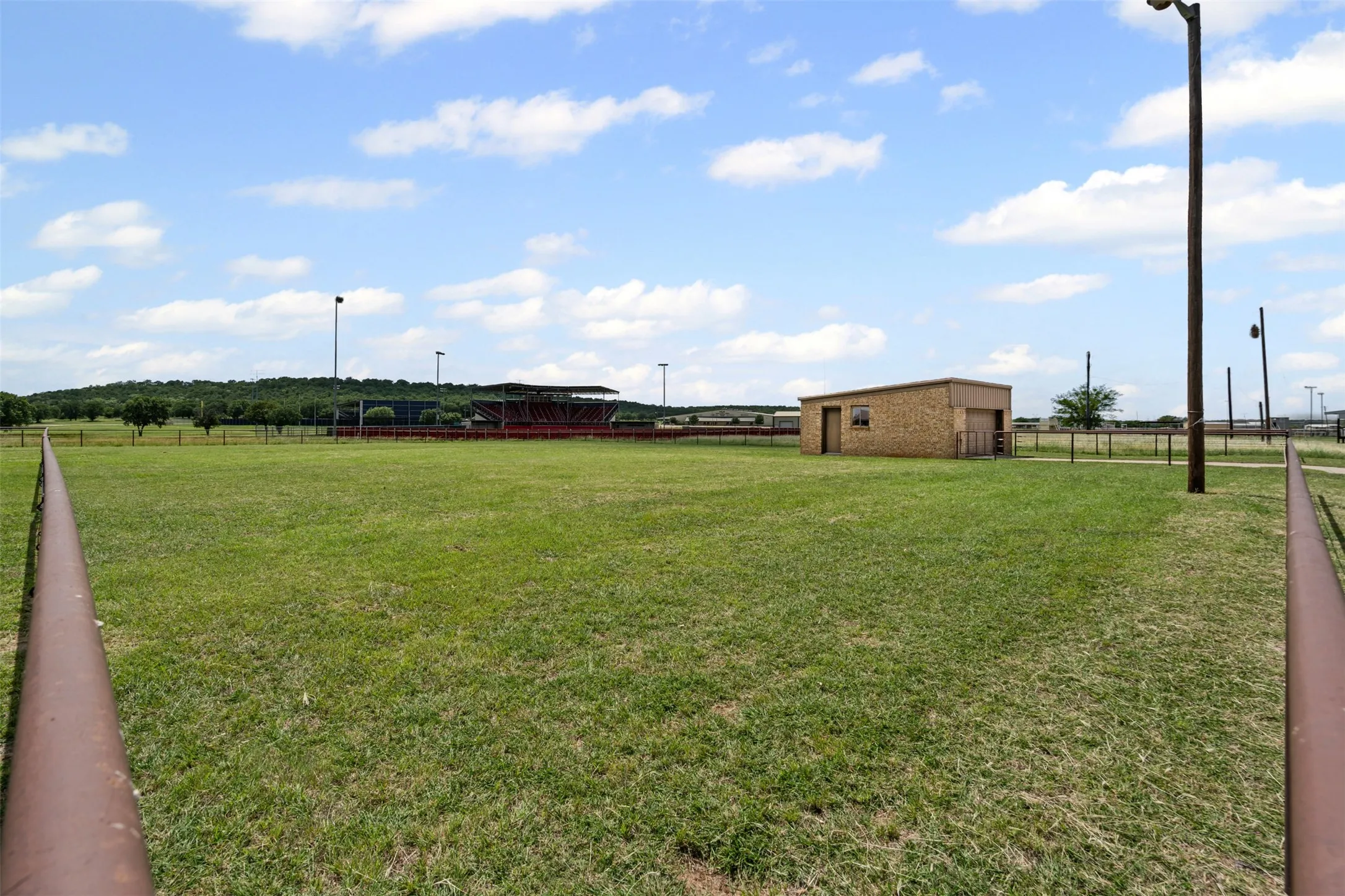 Office For Sale in Young County , 108 Carol Street, Graham, Texas 76450, 0, 0, Garage spaces, 0 Sqft, built in 0, mls#21318848, Real Estate Agent in Graham, Homes For Sale in Young county, Homes For Sale in Graham, Realtor in Graham Texas, Real Estate Brokerage Independent Realty Texas, Luminita Cordes Realtor