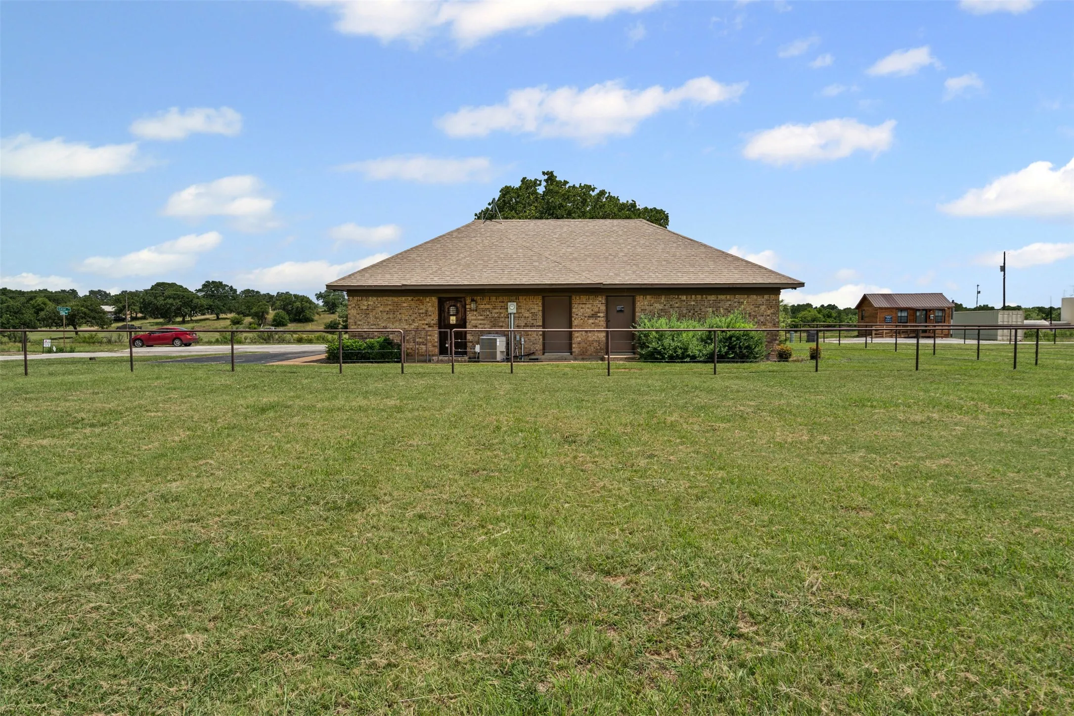 Office For Sale in Young County , 108 Carol Street, Graham, Texas 76450, 0, 0, Garage spaces, 0 Sqft, built in 0, mls#21318848, Real Estate Agent in Graham, Homes For Sale in Young county, Homes For Sale in Graham, Realtor in Graham Texas, Real Estate Brokerage Independent Realty Texas, Luminita Cordes Realtor