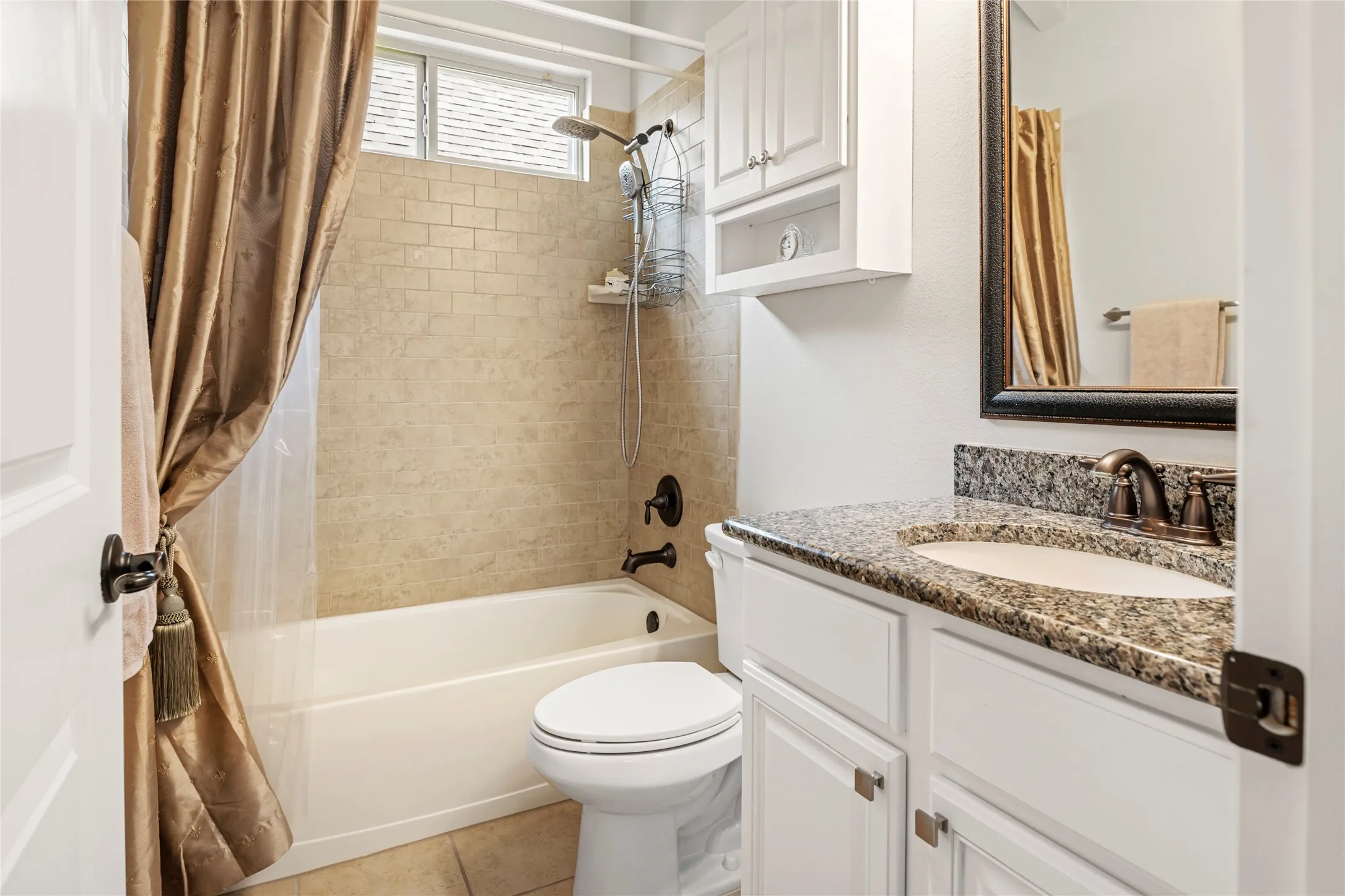 Single Family Residence For Sale in Denton County , 8721 Ludlow Drive, Frisco, Texas 75036, 3 Bedroom, 2 Bathroom, 2 Garage spaces, 1,602 Sqft, built in 2014, mls#21317846, Real Estate Agent in Frisco, Homes For Sale in Denton county, Homes For Sale in Frisco, Realtor in Frisco Texas, Real Estate Brokerage Independent Realty Texas, Luminita Cordes Realtor