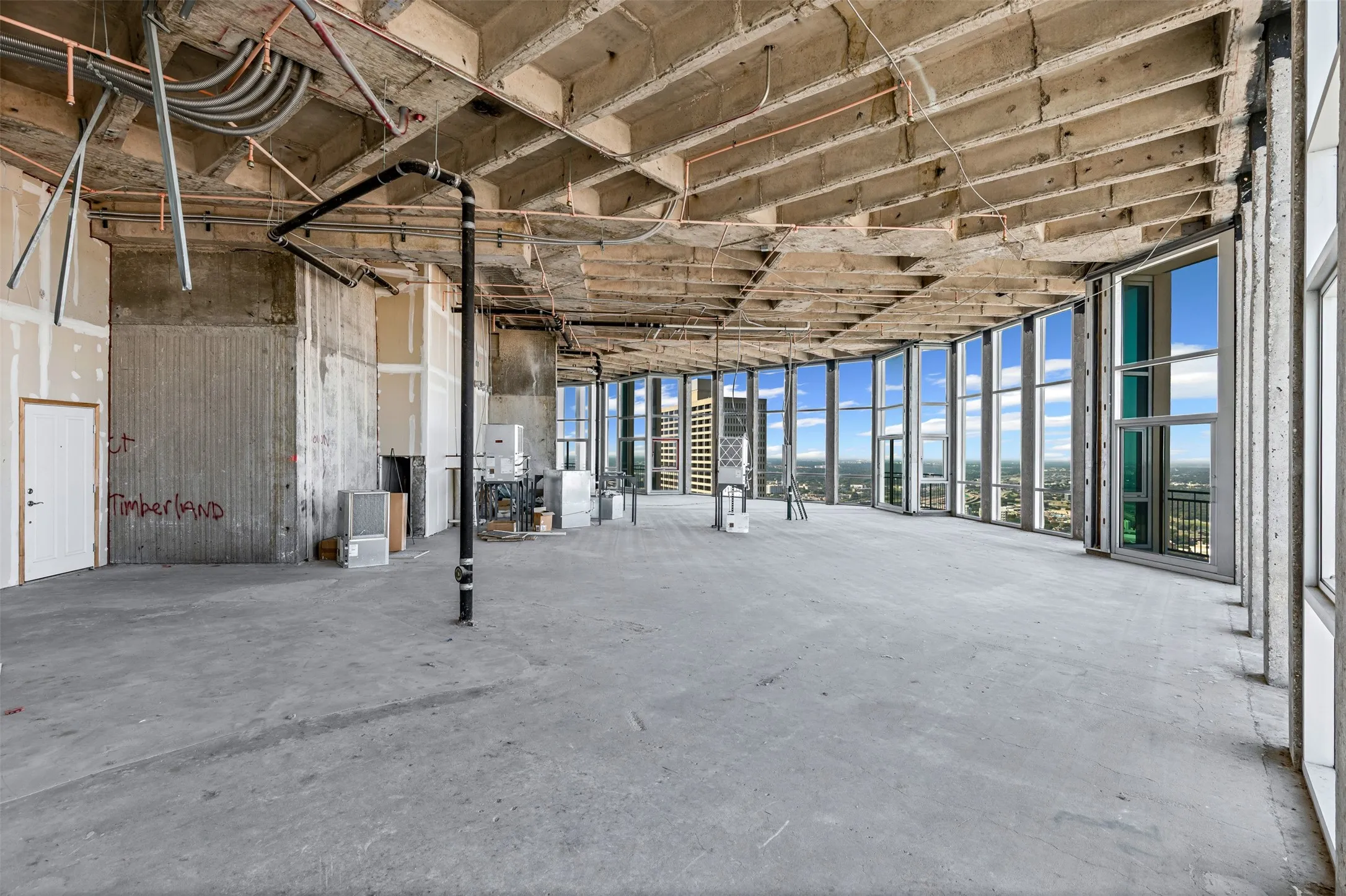 Condominium For Sale in Tarrant County , 500 Throckmorton Street 3506, Fort Worth, Texas 76102, 0, 0, 4 Garage spaces, 3,666 Sqft, built in 2005, Price $950,000, mls#21318851, Real Estate Agent in Fort Worth, Homes For Sale in Tarrant county, Homes For Sale in Fort Worth, Realtor in Fort Worth Texas, Real Estate Brokerage Independent Realty Texas, Luminita Cordes Realtor