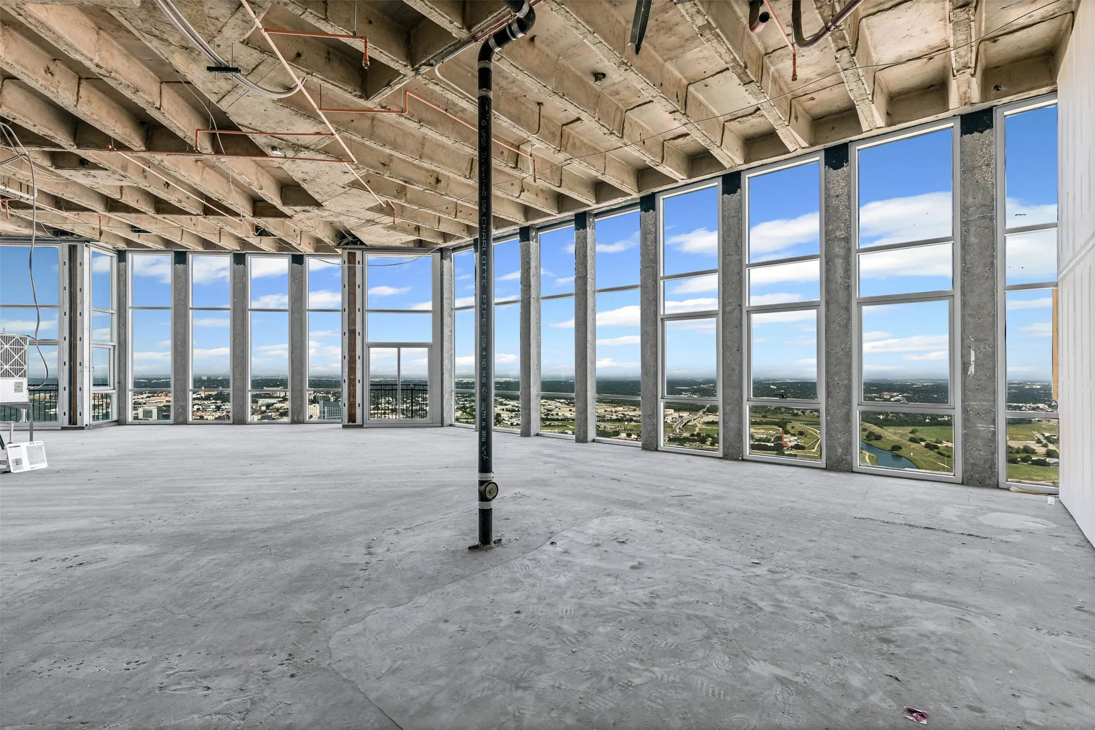Condominium For Sale in Tarrant County , 500 Throckmorton Street 3506, Fort Worth, Texas 76102, 0, 0, 4 Garage spaces, 3,666 Sqft, built in 2005, Price $950,000, mls#21318851, Real Estate Agent in Fort Worth, Homes For Sale in Tarrant county, Homes For Sale in Fort Worth, Realtor in Fort Worth Texas, Real Estate Brokerage Independent Realty Texas, Luminita Cordes Realtor