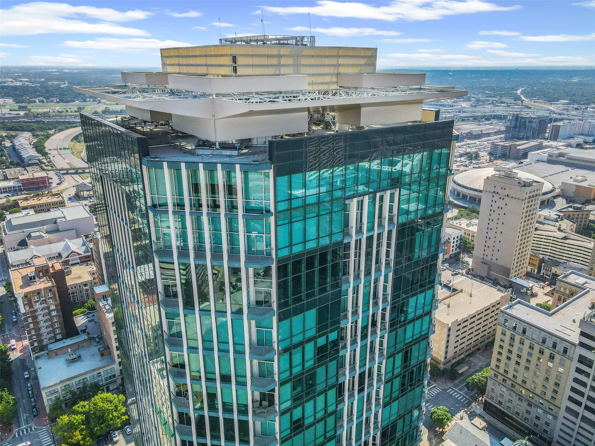 Condominium For Sale in Tarrant County , 500 Throckmorton Street 3506, Fort Worth, Texas 76102, 0, 0, 4 Garage spaces, 3,666 Sqft, built in 2005, Price $950,000, mls#21318851, Real Estate Agent in Fort Worth, Homes For Sale in Tarrant county, Homes For Sale in Fort Worth, Realtor in Fort Worth Texas, Real Estate Brokerage Independent Realty Texas, Luminita Cordes Realtor