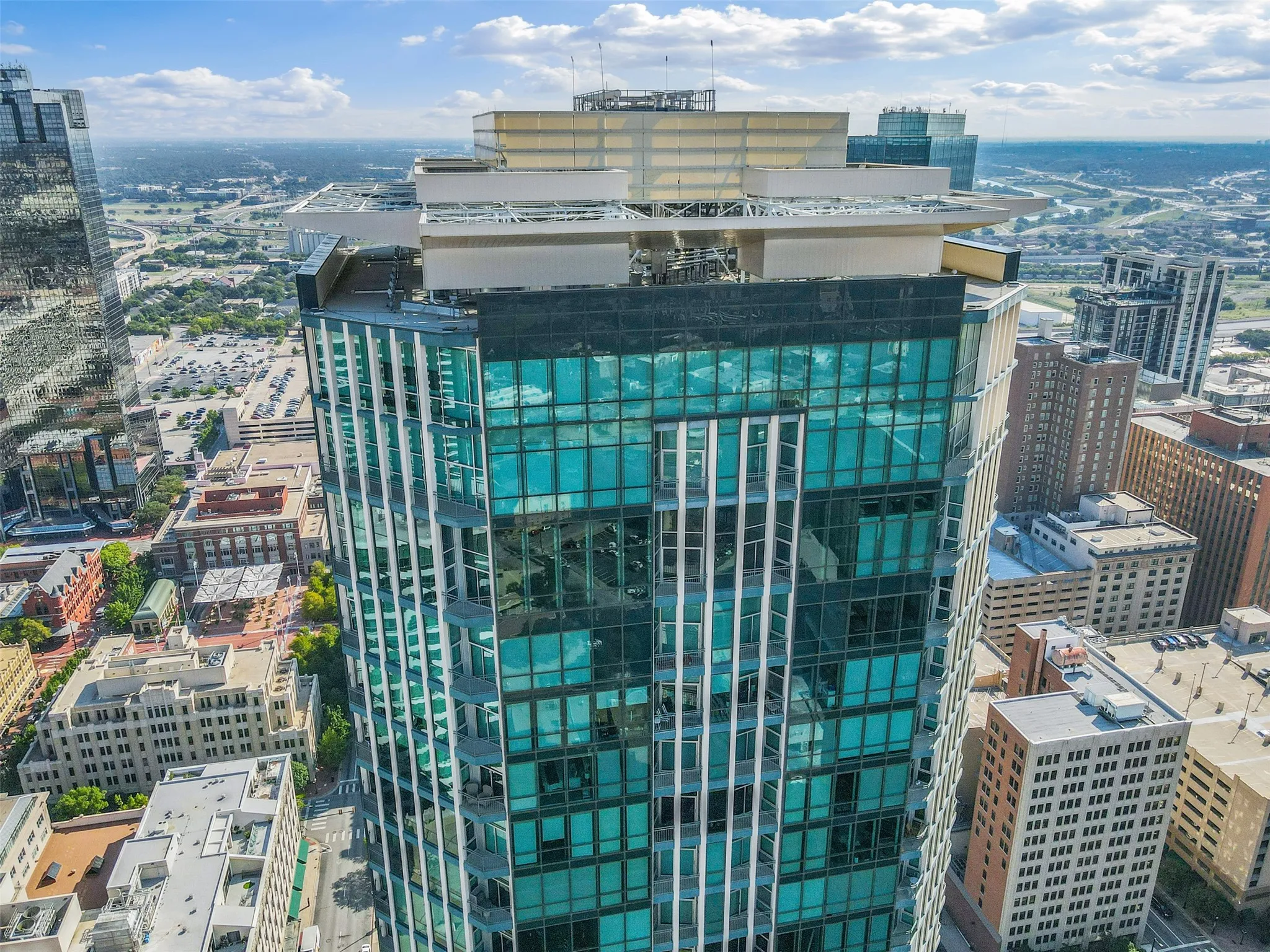 Condominium For Sale in Tarrant County , 500 Throckmorton Street 3506, Fort Worth, Texas 76102, 0, 0, 4 Garage spaces, 3,666 Sqft, built in 2005, Price $950,000, mls#21318851, Real Estate Agent in Fort Worth, Homes For Sale in Tarrant county, Homes For Sale in Fort Worth, Realtor in Fort Worth Texas, Real Estate Brokerage Independent Realty Texas, Luminita Cordes Realtor