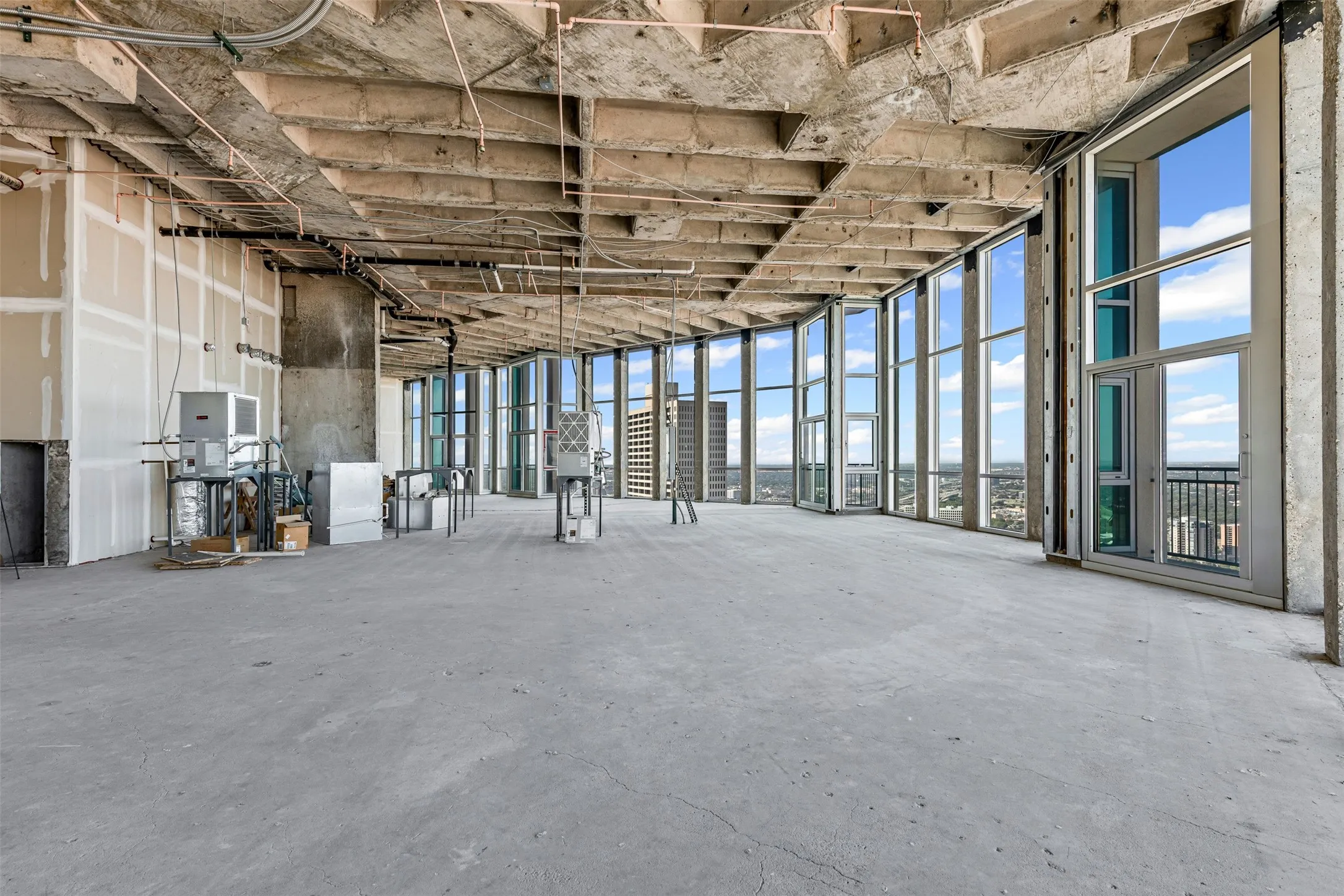 Condominium For Sale in Tarrant County , 500 Throckmorton Street 3506, Fort Worth, Texas 76102, 0, 0, 4 Garage spaces, 3,666 Sqft, built in 2005, Price $950,000, mls#21318851, Real Estate Agent in Fort Worth, Homes For Sale in Tarrant county, Homes For Sale in Fort Worth, Realtor in Fort Worth Texas, Real Estate Brokerage Independent Realty Texas, Luminita Cordes Realtor