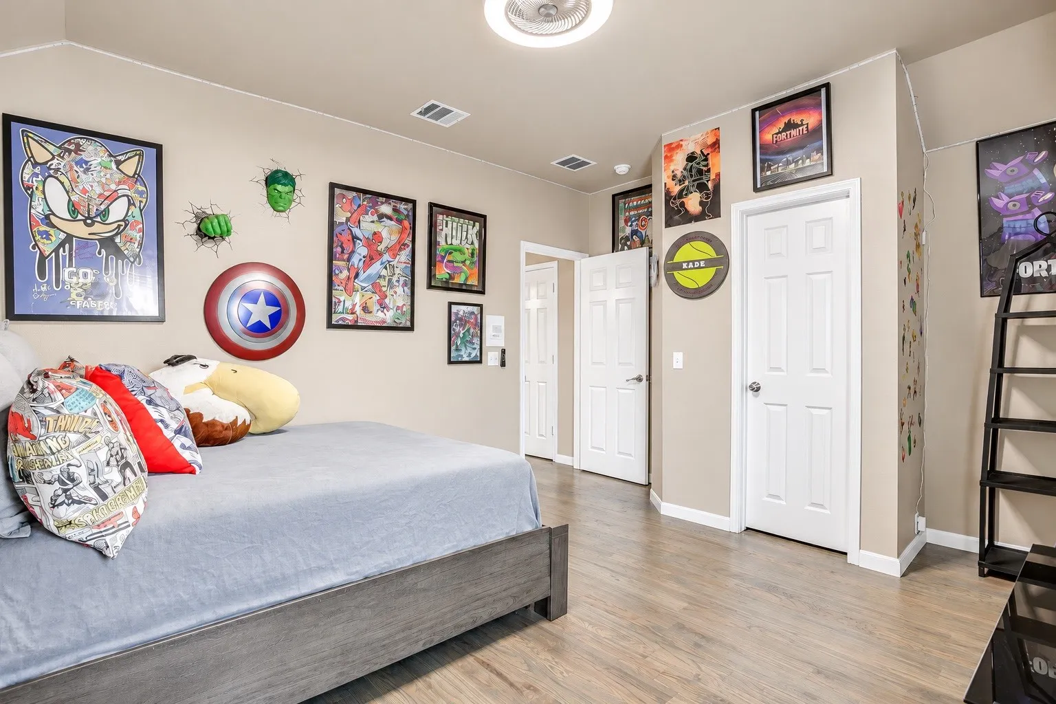 Single Family Residence For Sale in Tarrant County , 4408 Chris Drive, Fort Worth, Texas 76244, 4 Bedroom, 3 Bathroom, 2 Garage spaces, 2,508 Sqft, built in 2001, mls#21317633, Real Estate Agent in Fort Worth, Homes For Sale in Tarrant county, Homes For Sale in Fort Worth, Realtor in Fort Worth Texas, Real Estate Brokerage Independent Realty Texas, Luminita Cordes Realtor