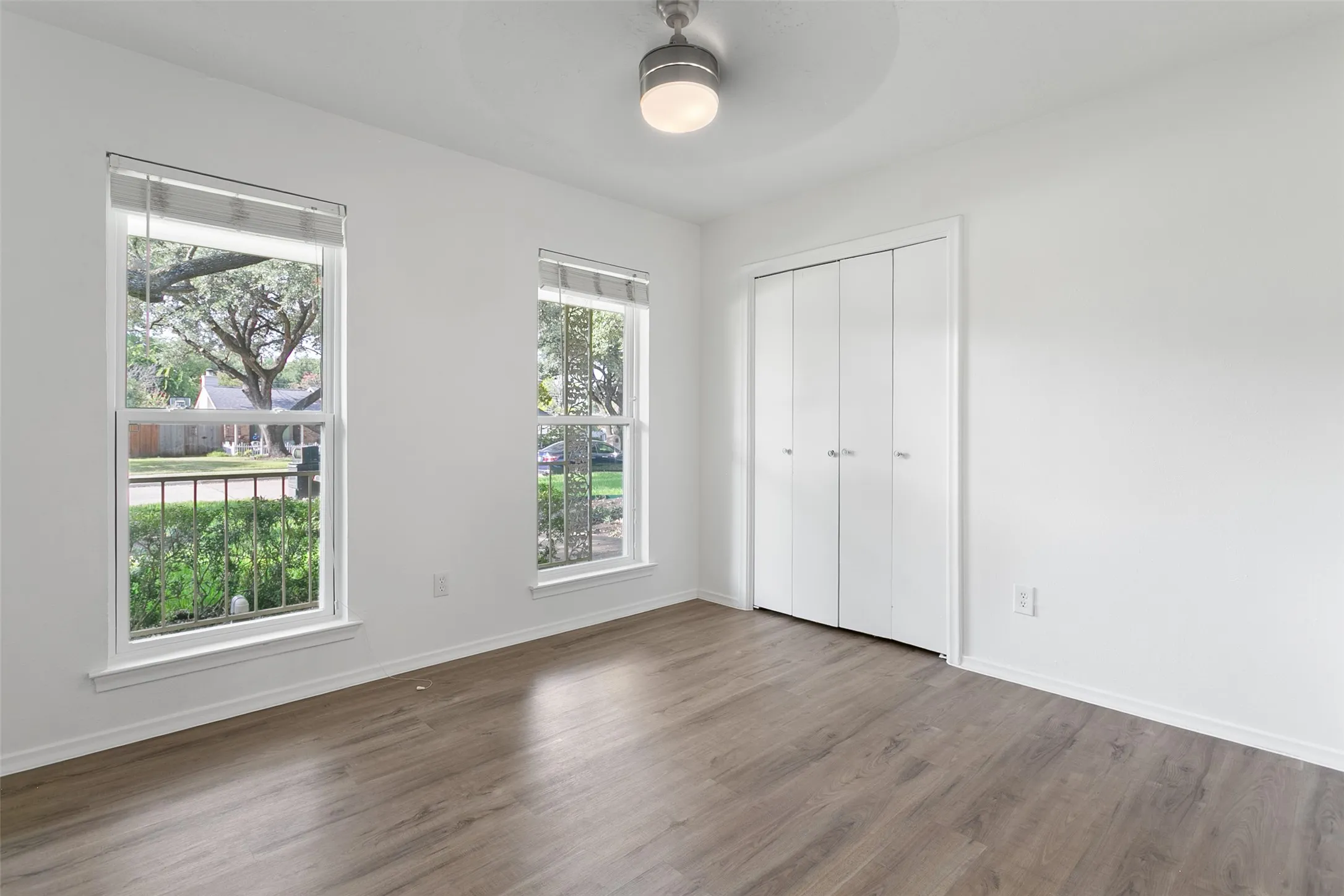 Single Family Residence For Rent in Collin County , 406 Pleasant Valley Lane, Richardson, Texas 75080, 4 Bedroom, 2 Bathroom, 2 Garage spaces, 1,616 Sqft, built in 1970, mls#21318867, Real Estate Agent in Richardson, Homes For Rent in Collin county, Homes For Rent in Richardson, Realtor in Richardson Texas, Real Estate Brokerage Independent Realty Texas, Luminita Cordes Realtor