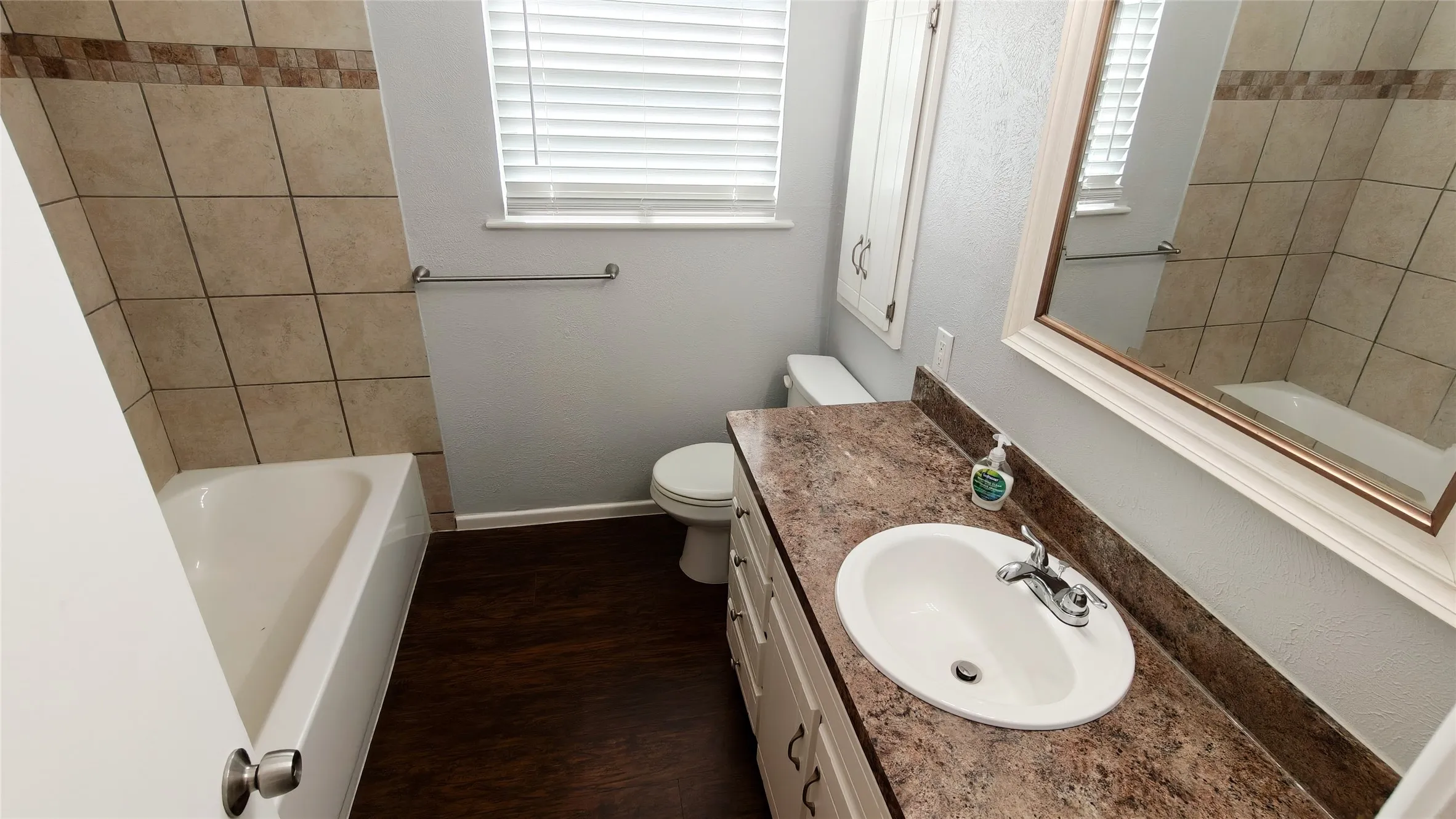 2nd Bathroom