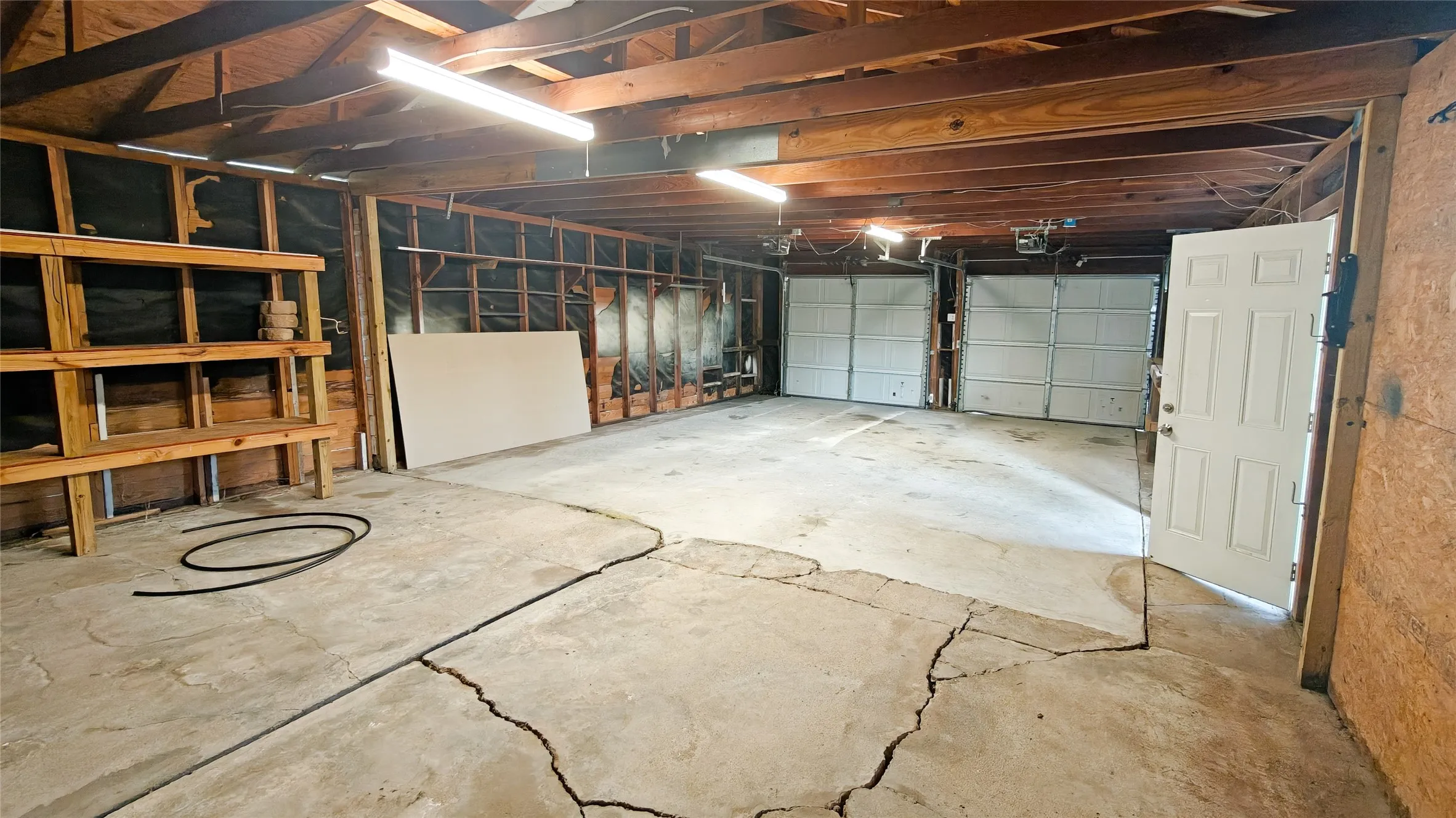Detached Two-car garage