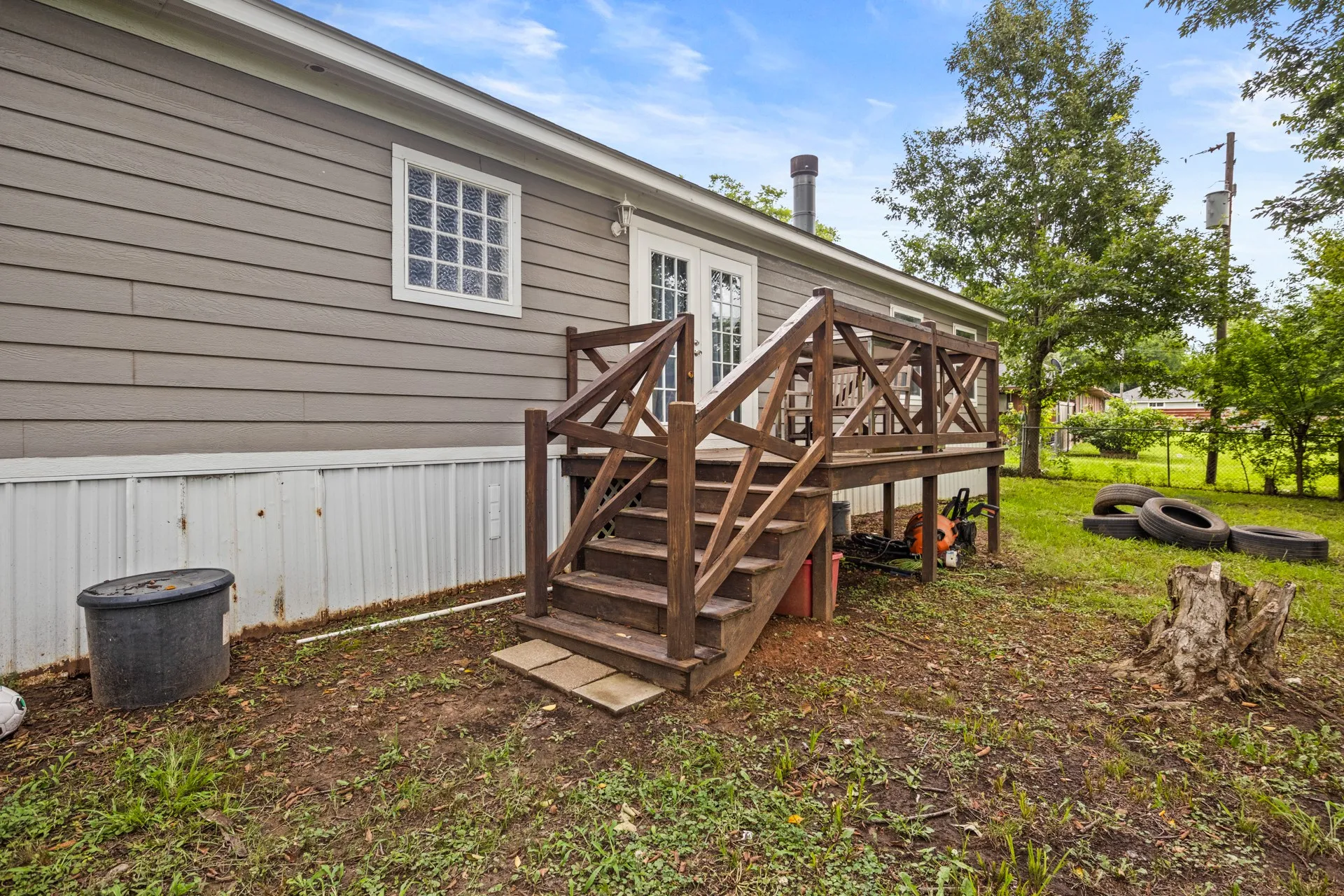 Manufactured Home For Sale in Titus County , 350 County Road 4030, Mt Pleasant, Texas 75455, 5 Bedrooms, 3 Bathrooms, Garage spaces, 2,108 Sqft, built in 1995, Price $225,000, mls#21318857, Real Estate Agent in Mt Pleasant, Homes For Sale in Titus county, Homes For Sale in Mt Pleasant, Realtor in Mt Pleasant Texas, Real Estate Brokerage Independent Realty Texas, Luminita Cordes Realtor