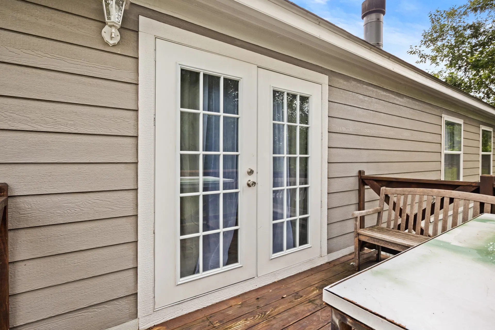 Manufactured Home For Sale in Titus County , 350 County Road 4030, Mt Pleasant, Texas 75455, 5 Bedrooms, 3 Bathrooms, Garage spaces, 2,108 Sqft, built in 1995, Price $225,000, mls#21318857, Real Estate Agent in Mt Pleasant, Homes For Sale in Titus county, Homes For Sale in Mt Pleasant, Realtor in Mt Pleasant Texas, Real Estate Brokerage Independent Realty Texas, Luminita Cordes Realtor