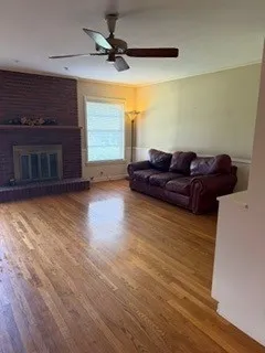 Single Family Residence For Sale in Navarro County , 1906 E Beverly Drive, Corsicana, Texas 75110, 2 Bedroom, 1 Bathroom, 2 Garage spaces, 1,500 Sqft, built in 1960, mls#21318876, Real Estate Agent in Corsicana, Homes For Sale in Navarro county, Homes For Sale in Corsicana, Realtor in Corsicana Texas, Real Estate Brokerage Independent Realty Texas, Luminita Cordes Realtor
