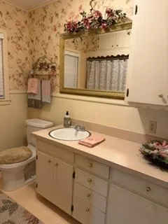 Single Family Residence For Sale in Navarro County , 1906 E Beverly Drive, Corsicana, Texas 75110, 2 Bedroom, 1 Bathroom, 2 Garage spaces, 1,500 Sqft, built in 1960, mls#21318876, Real Estate Agent in Corsicana, Homes For Sale in Navarro county, Homes For Sale in Corsicana, Realtor in Corsicana Texas, Real Estate Brokerage Independent Realty Texas, Luminita Cordes Realtor