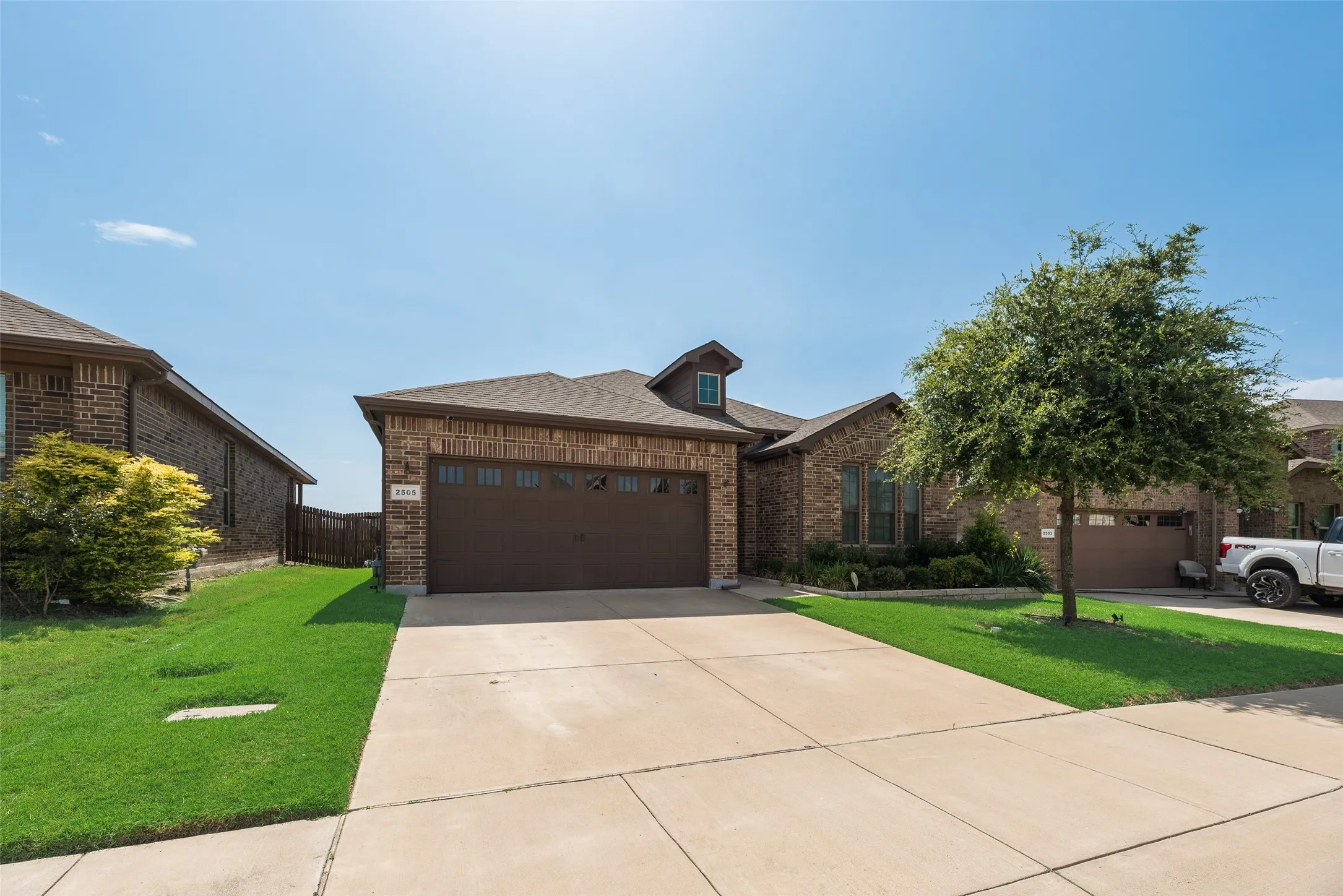 Single Family Residence For Sale in Ellis County , 2505 Lavender Lane, Glenn Heights, Texas 75154, 4 Bedroom, 2 Bathroom, 2 Garage spaces, 2,219 Sqft, built in 2019, mls#21307215, Real Estate Agent in Glenn Heights, Homes For Sale in Ellis county, Homes For Sale in Glenn Heights, Realtor in Glenn Heights Texas, Real Estate Brokerage Independent Realty Texas, Luminita Cordes Realtor
