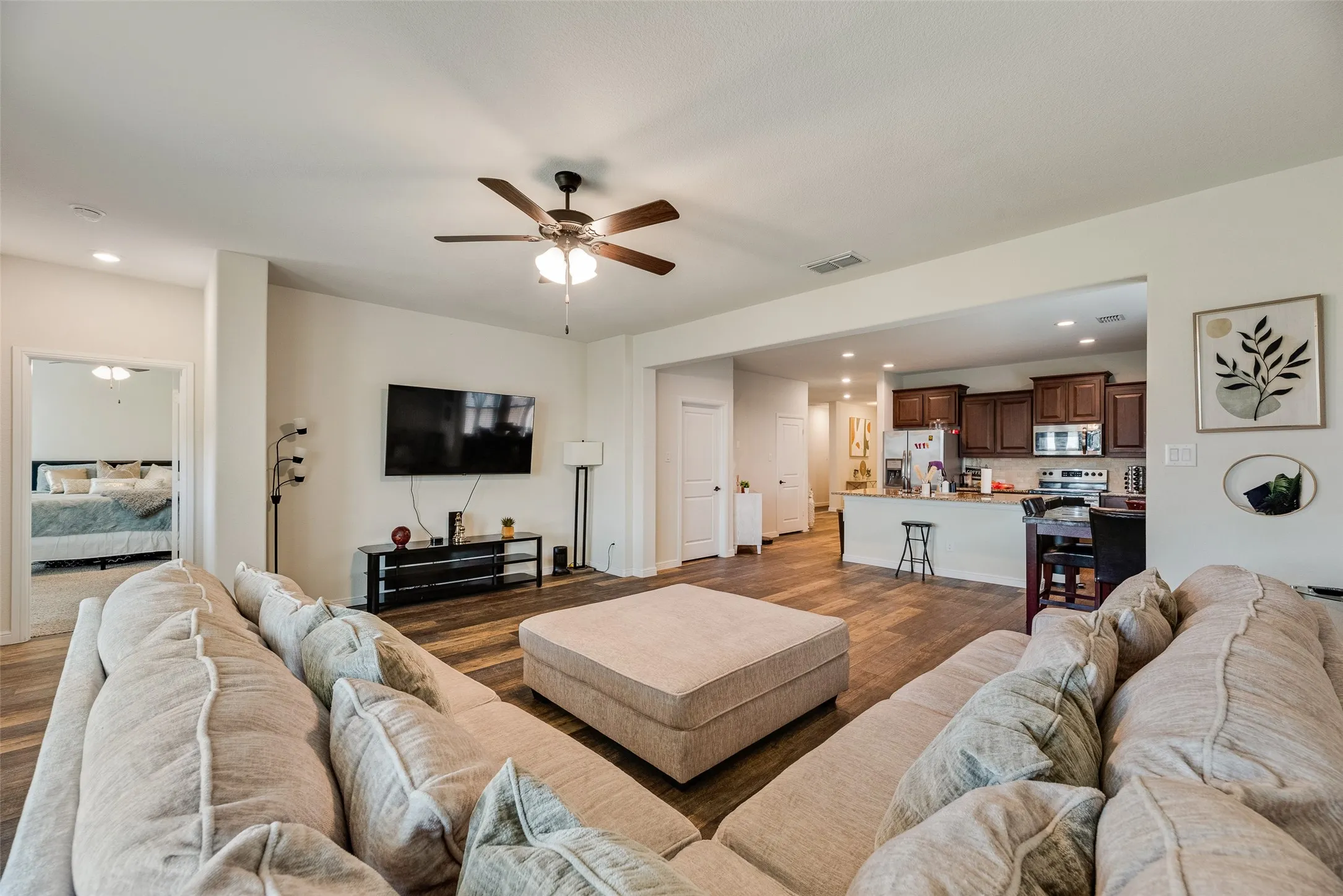 Single Family Residence For Sale in Ellis County , 2505 Lavender Lane, Glenn Heights, Texas 75154, 4 Bedroom, 2 Bathroom, 2 Garage spaces, 2,219 Sqft, built in 2019, mls#21307215, Real Estate Agent in Glenn Heights, Homes For Sale in Ellis county, Homes For Sale in Glenn Heights, Realtor in Glenn Heights Texas, Real Estate Brokerage Independent Realty Texas, Luminita Cordes Realtor