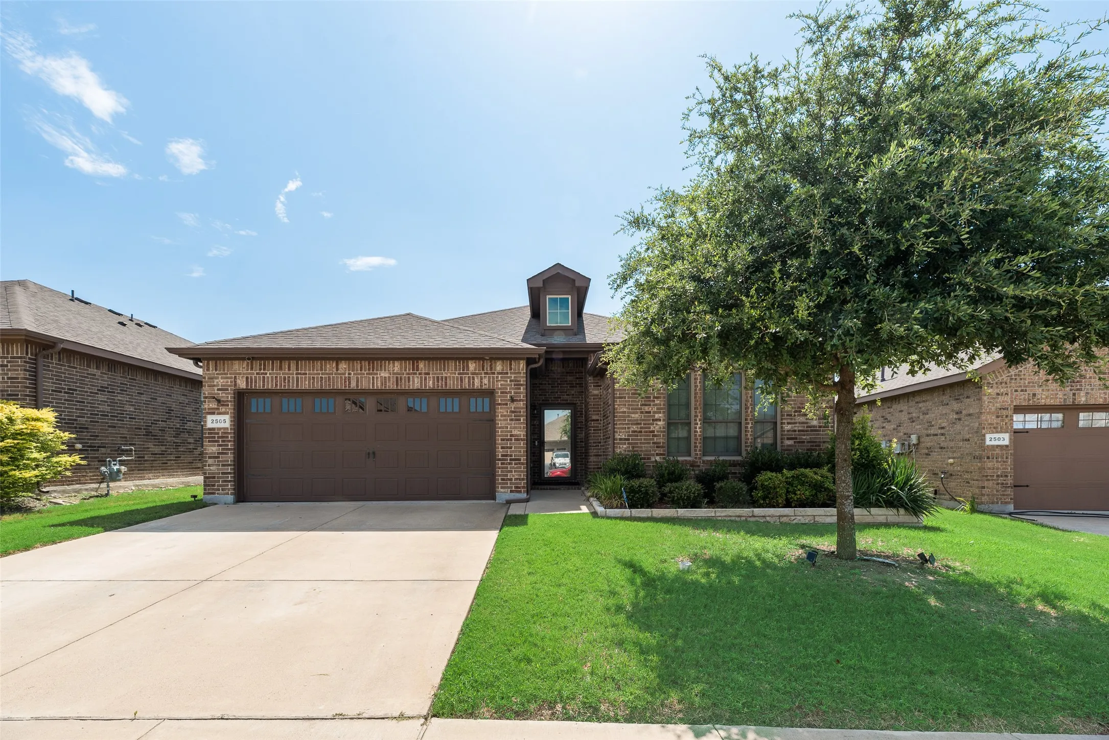 Single Family Residence For Sale in Ellis County , 2505 Lavender Lane, Glenn Heights, Texas 75154, 4 Bedroom, 2 Bathroom, 2 Garage spaces, 2,219 Sqft, built in 2019, mls#21307215, Real Estate Agent in Glenn Heights, Homes For Sale in Ellis county, Homes For Sale in Glenn Heights, Realtor in Glenn Heights Texas, Real Estate Brokerage Independent Realty Texas, Luminita Cordes Realtor