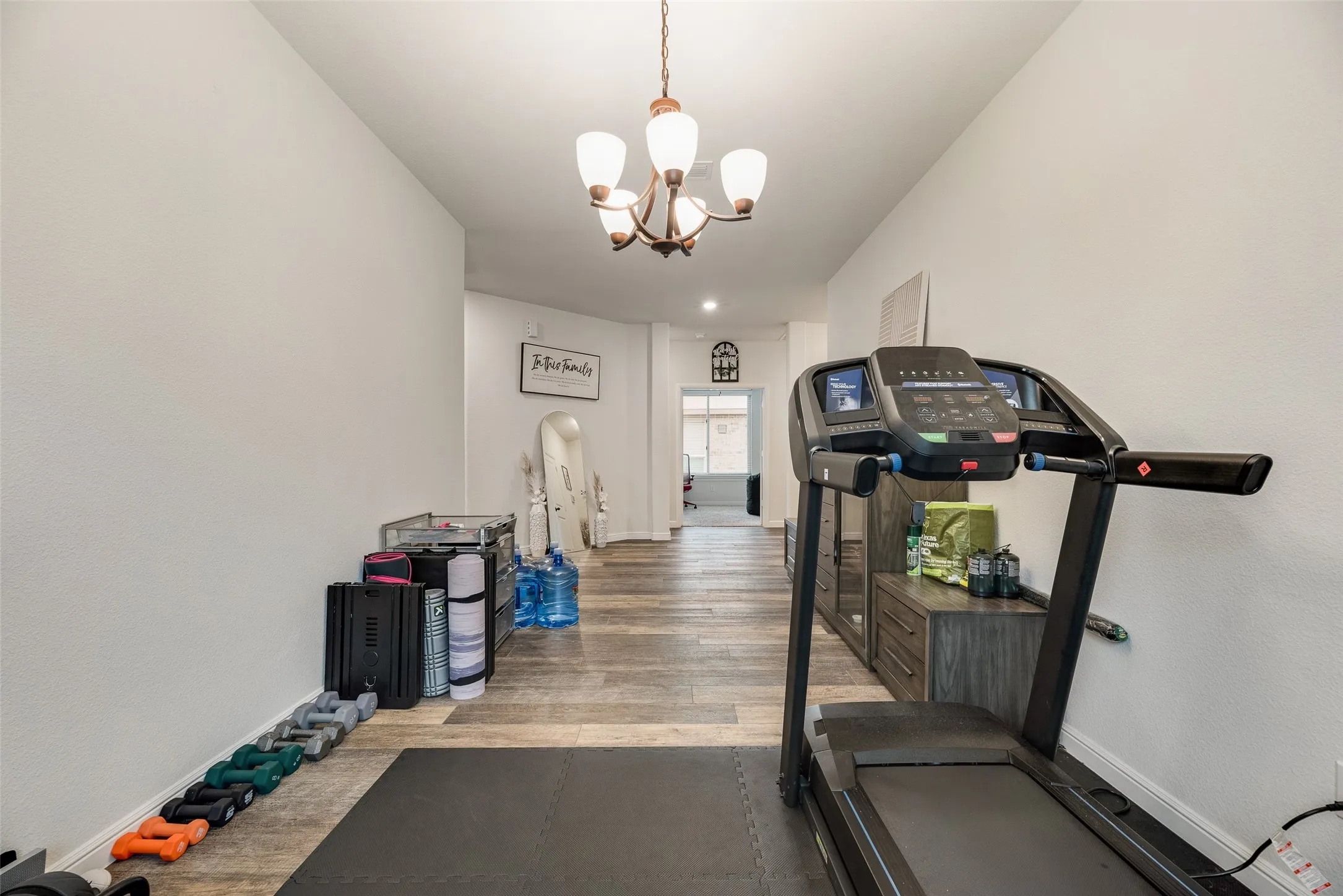Single Family Residence For Sale in Ellis County , 2505 Lavender Lane, Glenn Heights, Texas 75154, 4 Bedroom, 2 Bathroom, 2 Garage spaces, 2,219 Sqft, built in 2019, mls#21307215, Real Estate Agent in Glenn Heights, Homes For Sale in Ellis county, Homes For Sale in Glenn Heights, Realtor in Glenn Heights Texas, Real Estate Brokerage Independent Realty Texas, Luminita Cordes Realtor
