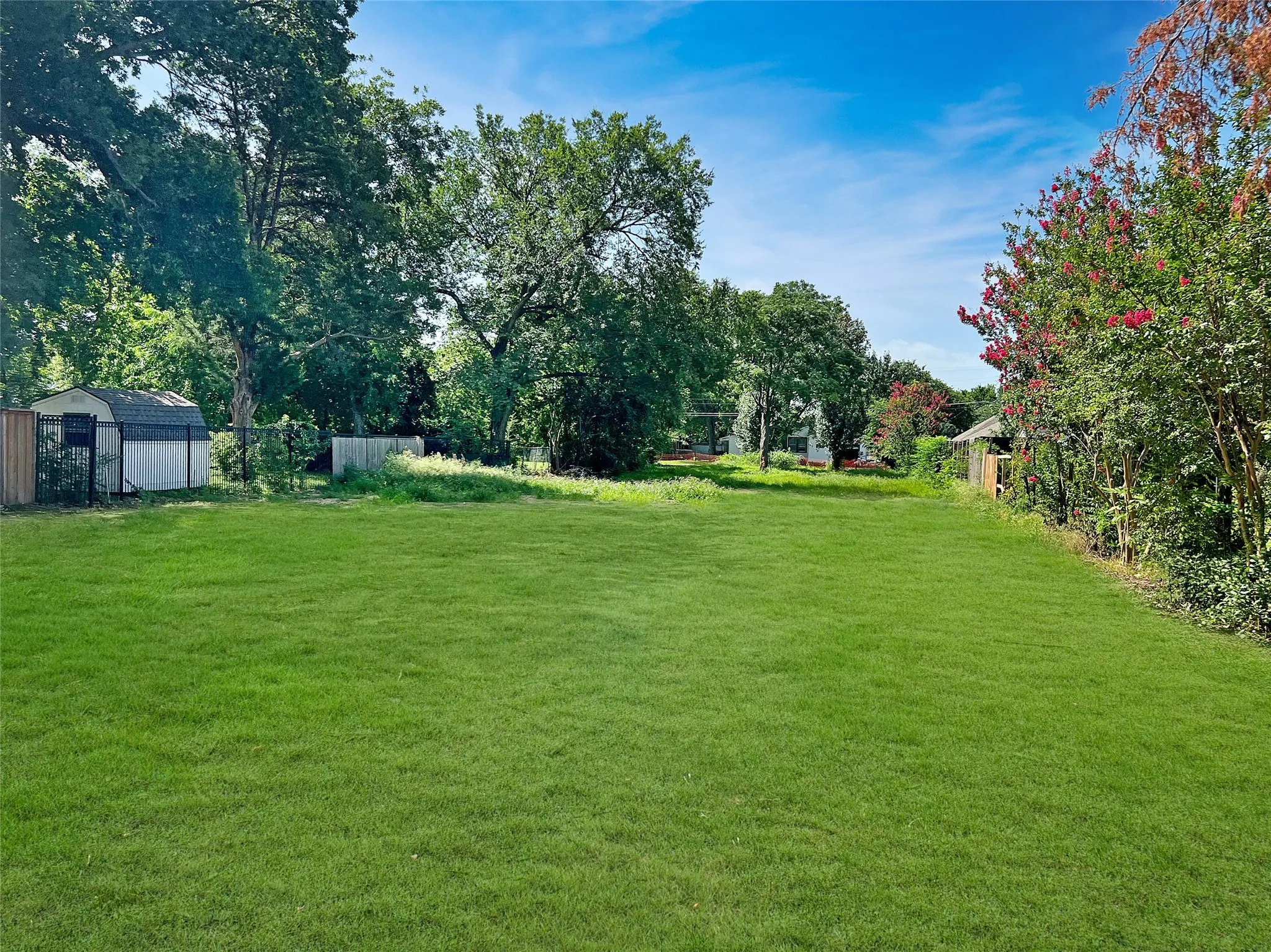Unimproved Land For Sale in Dallas County , 306 E Kimbrough Street, Mesquite, Texas 75149, 0, 0, Garage spaces, 0 Sqft, built in 1925, mls#21318748, Real Estate Agent in Mesquite, Homes For Sale in Dallas county, Homes For Sale in Mesquite, Realtor in Mesquite Texas, Real Estate Brokerage Independent Realty Texas, Luminita Cordes Realtor