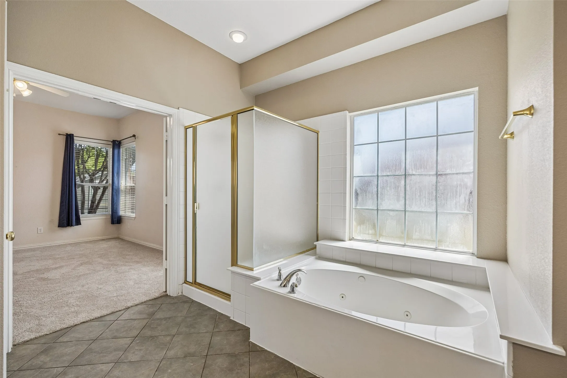 Single Family Residence For Sale in Tarrant County , 4315 Palmer Drive, Mansfield, Texas 76063, 4 Bedroom, 4 Bathroom, 3 Garage spaces, 3,633 Sqft, built in 2003, mls#21318196, Real Estate Agent in Mansfield, Homes For Sale in Tarrant county, Homes For Sale in Mansfield, Realtor in Mansfield Texas, Real Estate Brokerage Independent Realty Texas, Luminita Cordes Realtor