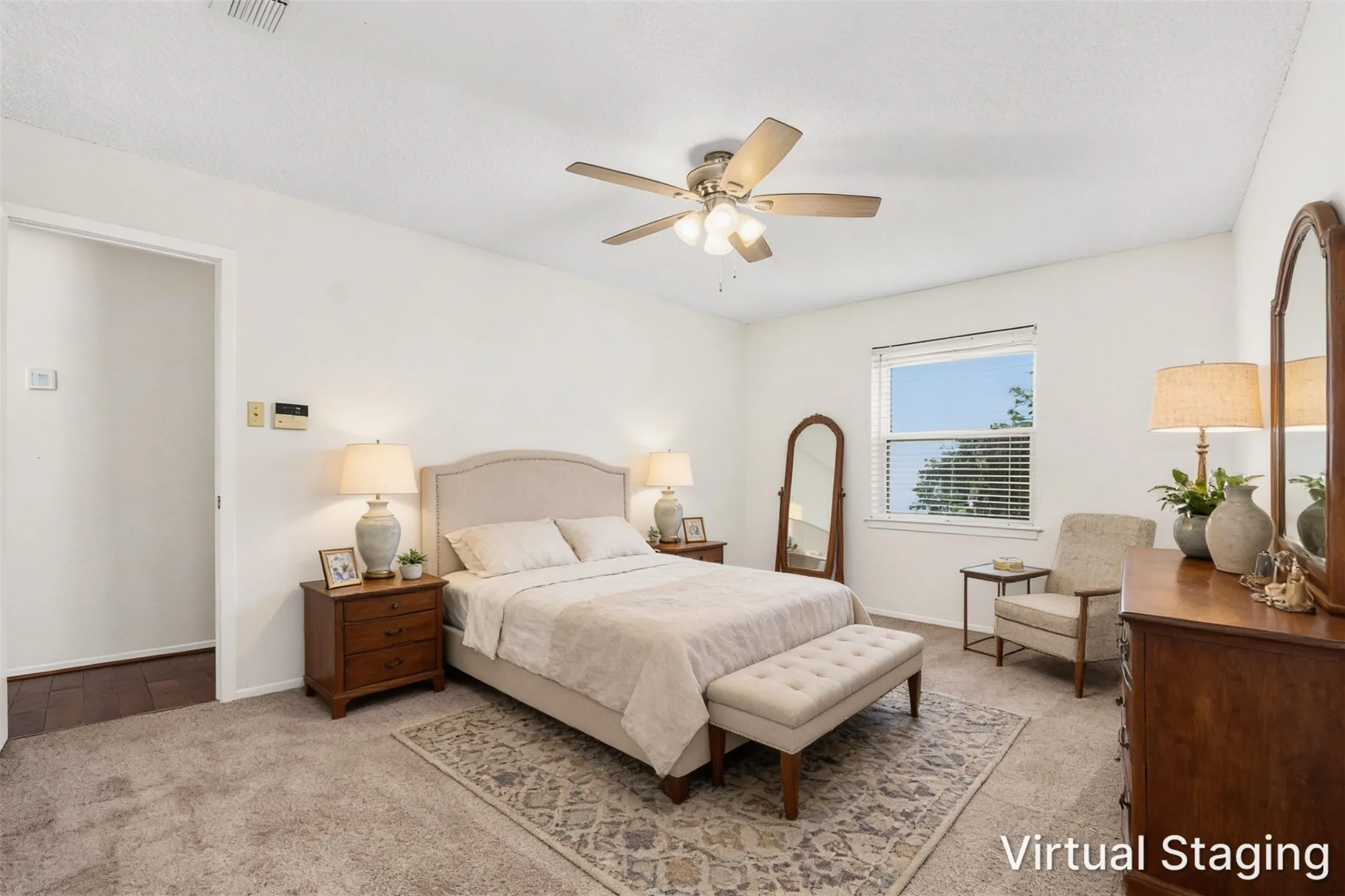 Single Family Residence For Sale in Tarrant County , 2721 Lucas Drive, Arlington, Texas 76015, 3 Bedroom, 2 Bathroom, 2 Garage spaces, 1,439 Sqft, built in 1980, mls#21318596, Real Estate Agent in Arlington, Homes For Sale in Tarrant county, Homes For Sale in Arlington, Realtor in Arlington Texas, Real Estate Brokerage Independent Realty Texas, Luminita Cordes Realtor