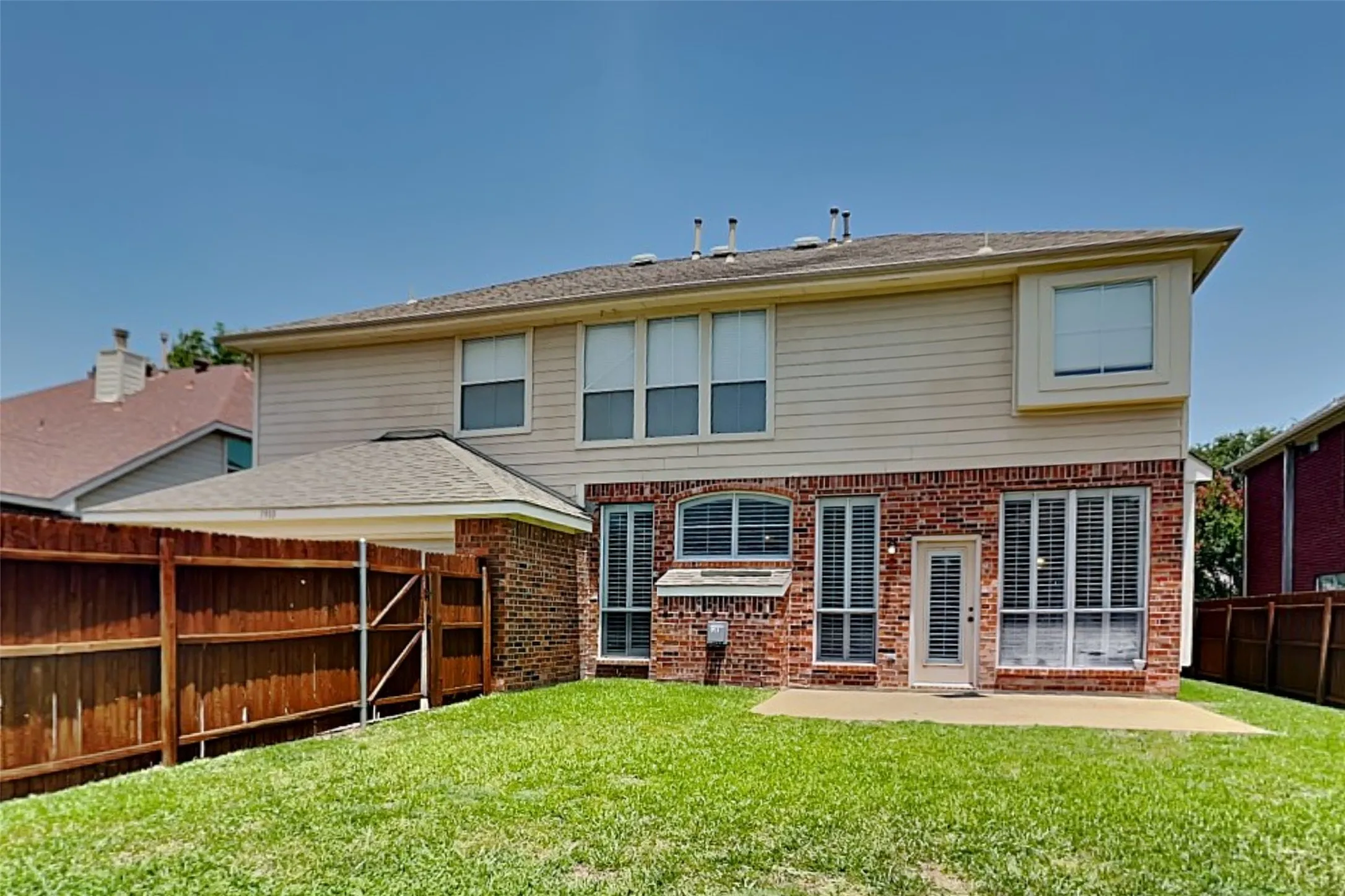 Single Family Residence For Rent in Collin County , 3910 Compton Drive, Richardson, Texas 75082, 4 Bedroom, 3 Bathroom, 2 Garage spaces, 3,060 Sqft, built in 1999, mls#21318894, Real Estate Agent in Richardson, Homes For Rent in Collin county, Homes For Rent in Richardson, Realtor in Richardson Texas, Real Estate Brokerage Independent Realty Texas, Luminita Cordes Realtor