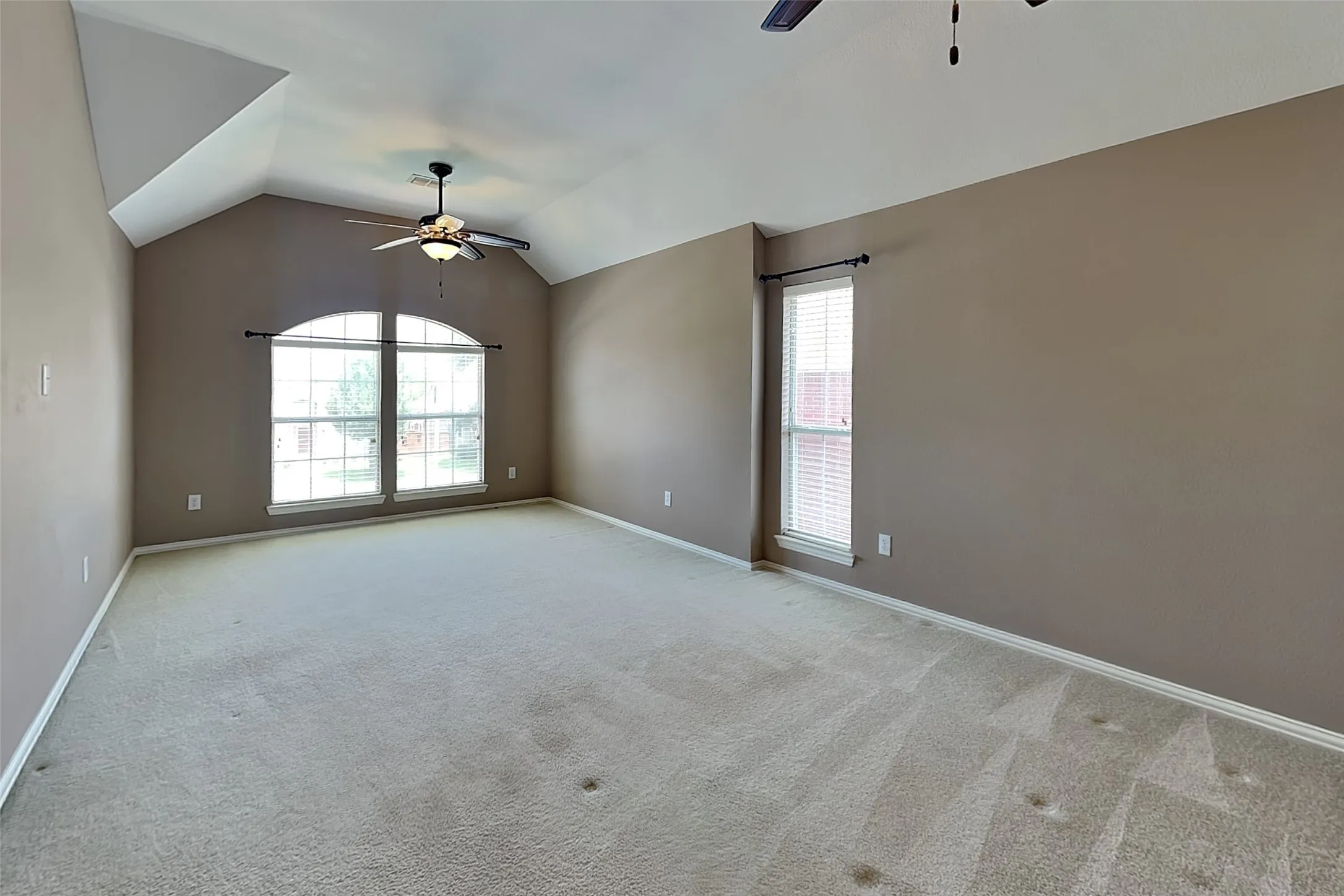 Single Family Residence For Rent in Collin County , 3910 Compton Drive, Richardson, Texas 75082, 4 Bedroom, 3 Bathroom, 2 Garage spaces, 3,060 Sqft, built in 1999, mls#21318894, Real Estate Agent in Richardson, Homes For Rent in Collin county, Homes For Rent in Richardson, Realtor in Richardson Texas, Real Estate Brokerage Independent Realty Texas, Luminita Cordes Realtor